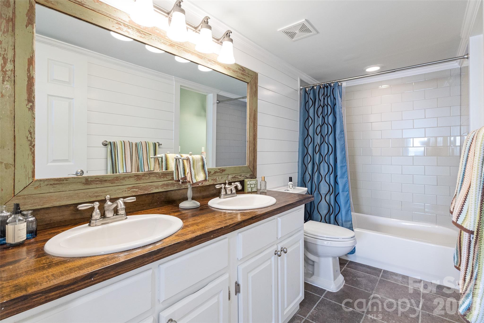 20417 Harborgate Court #507 — Cornelius