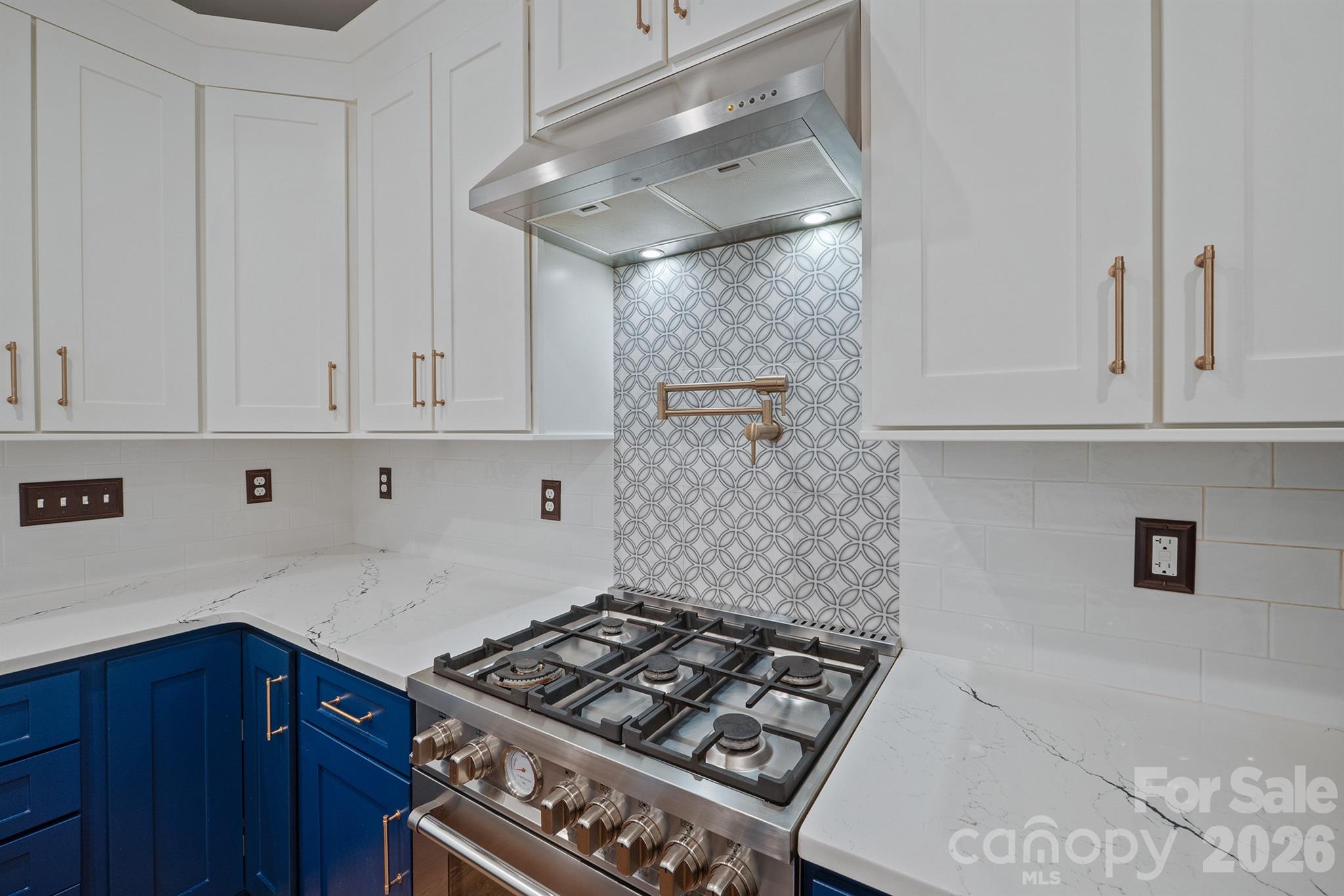 14506 Harvington Drive — Huntersville