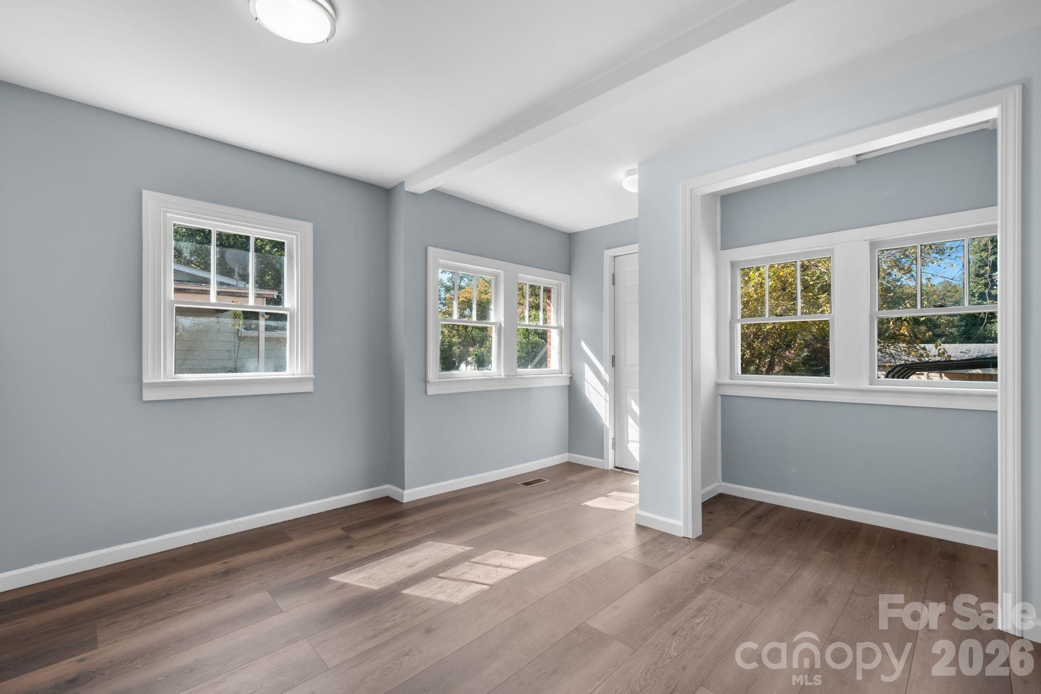 728 21st Street SW — Hickory