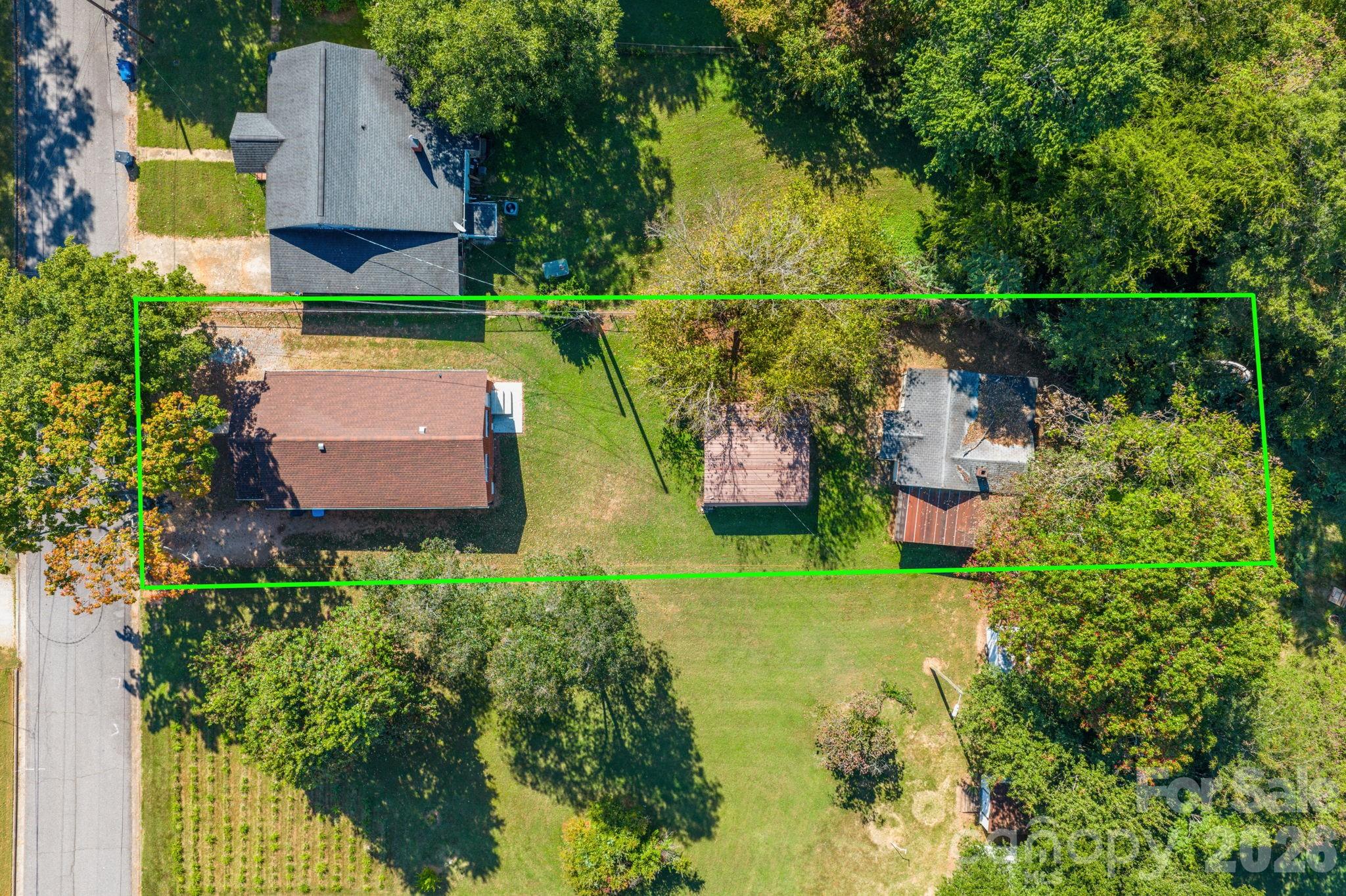728 21st Street SW — Hickory