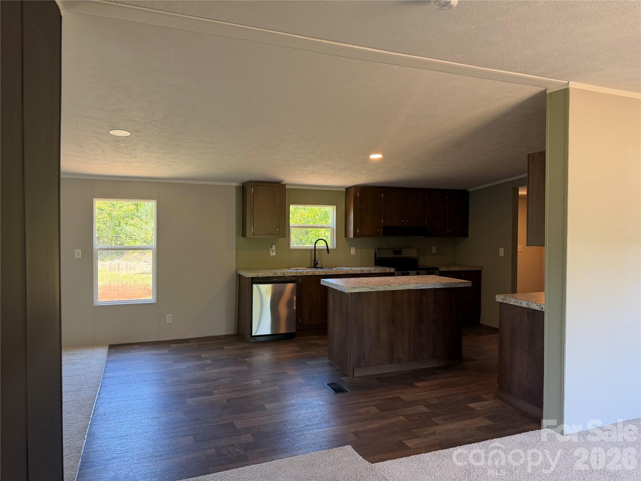 1962 Norman Parker Road — Lawndale