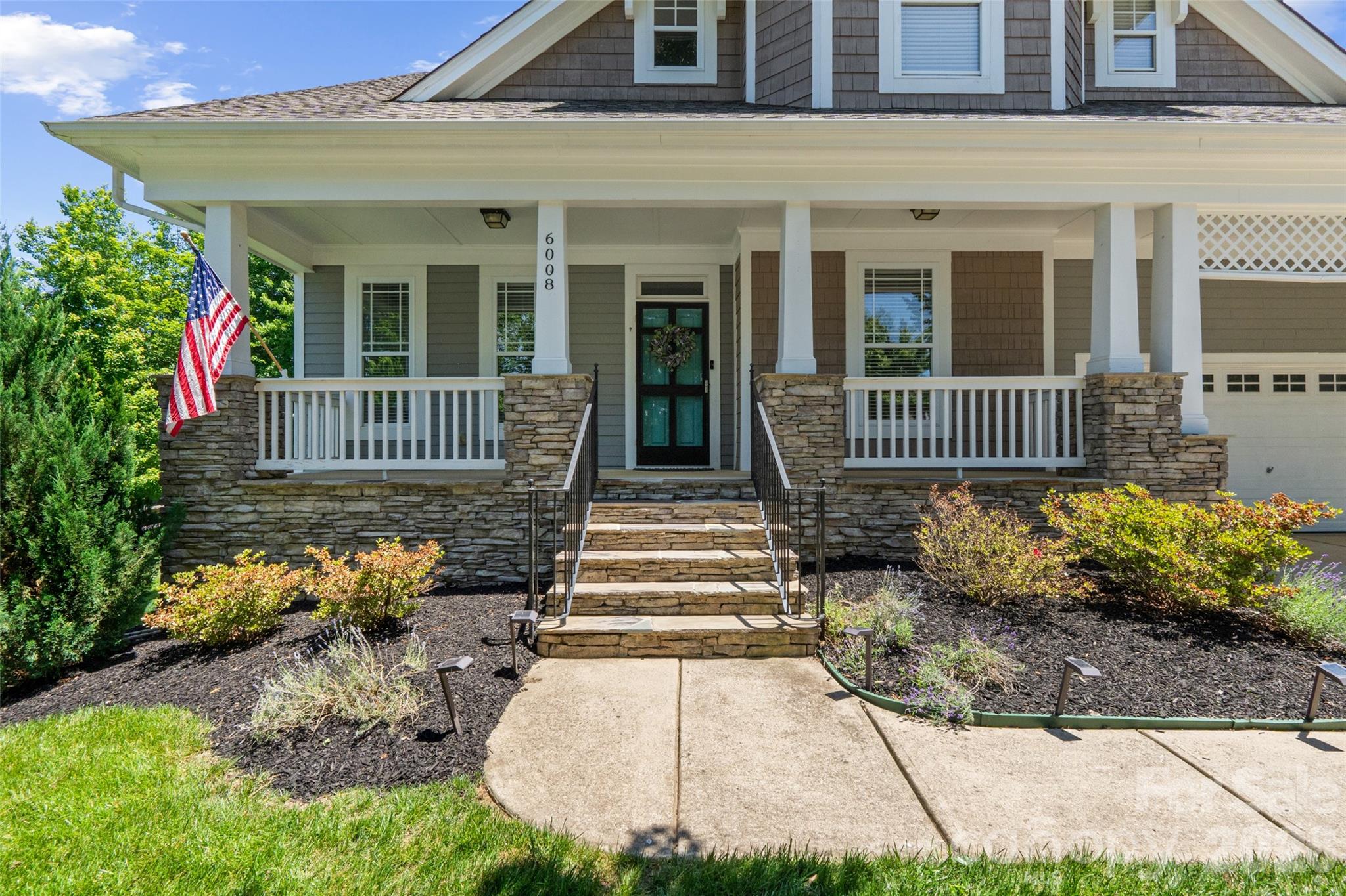 6008 Langham Court — Charlotte