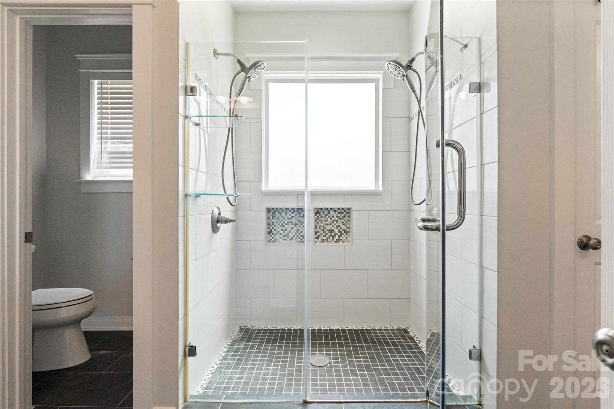 6008 Langham Court — Charlotte