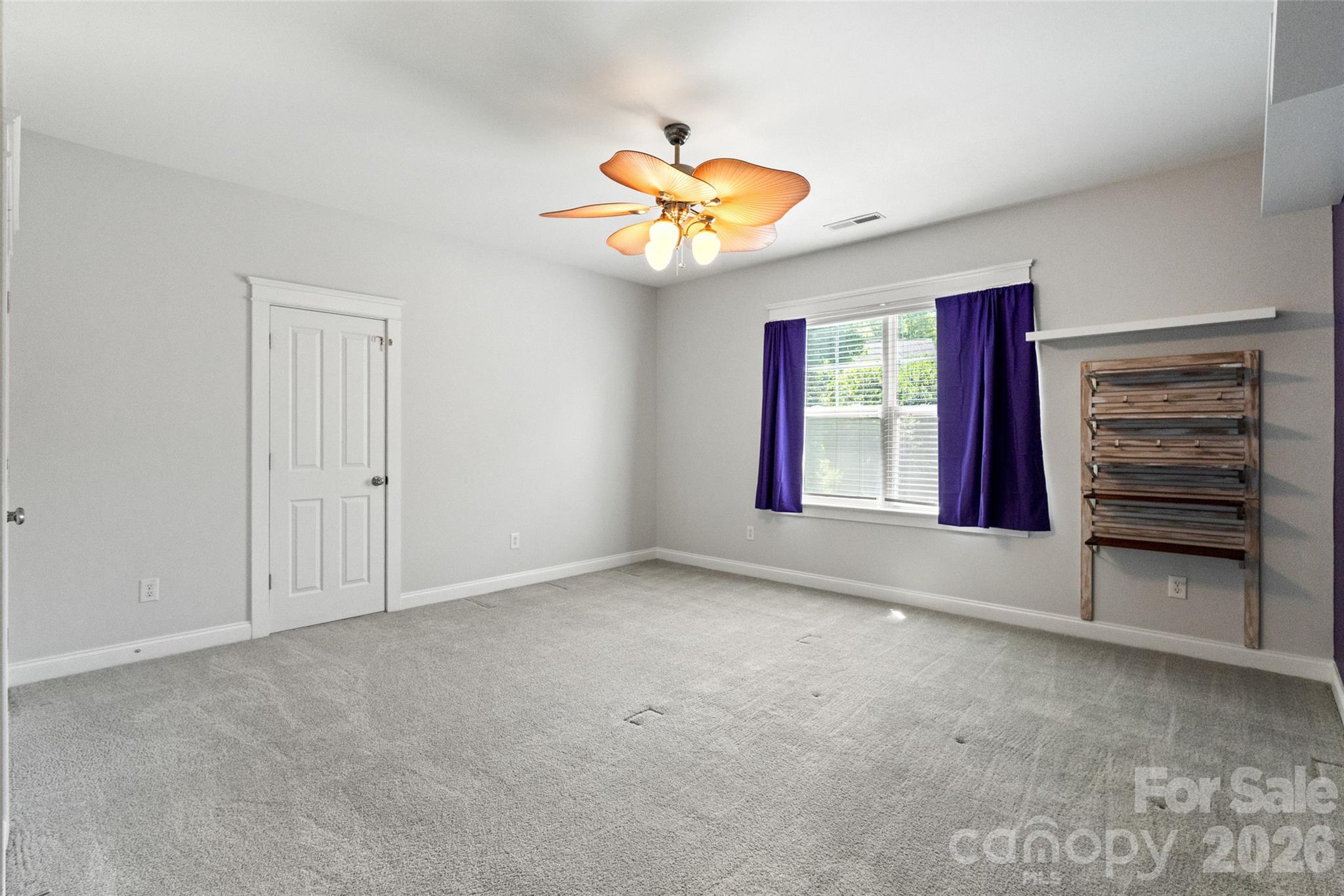 6008 Langham Court — Charlotte