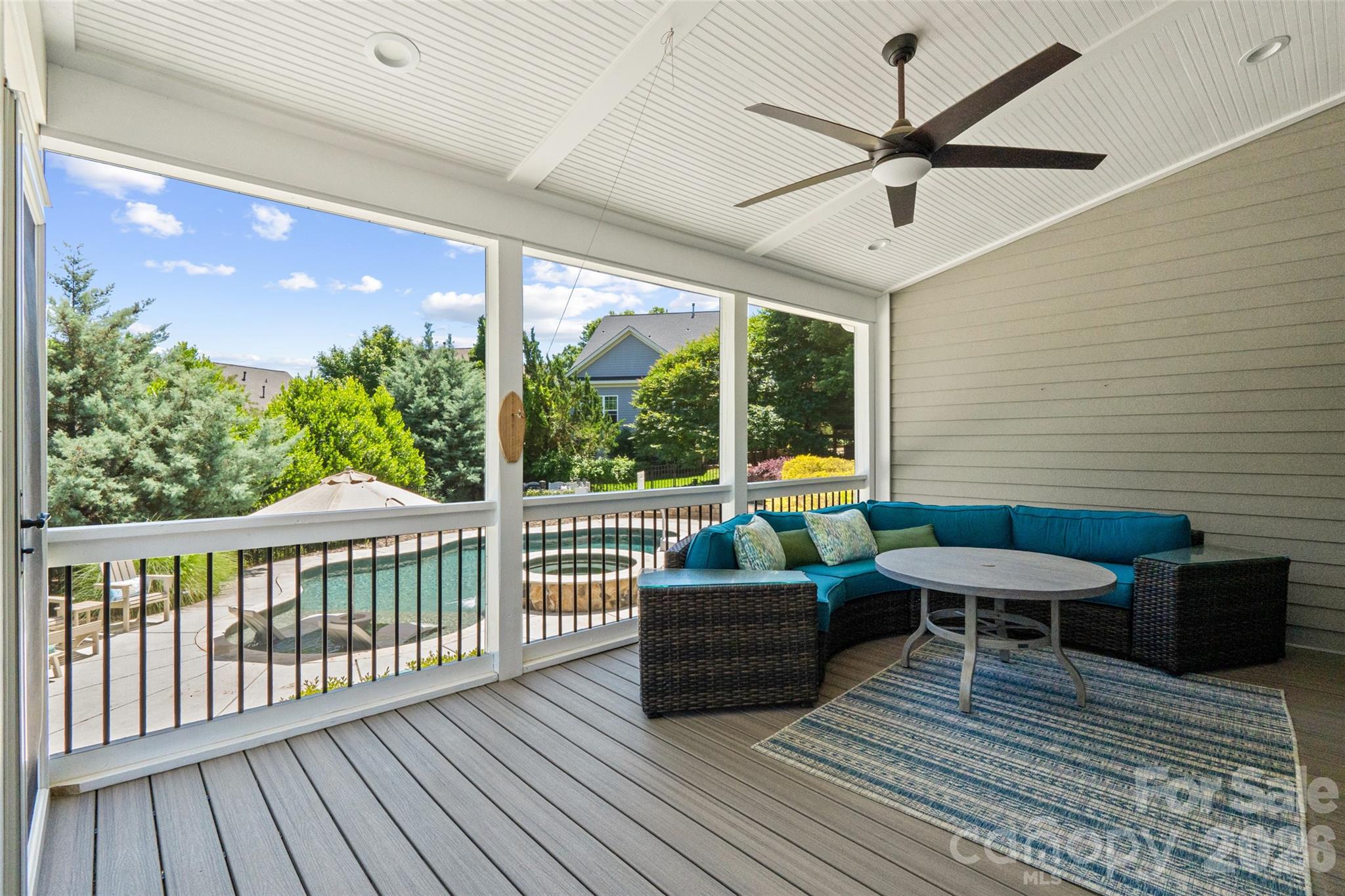 6008 Langham Court — Charlotte