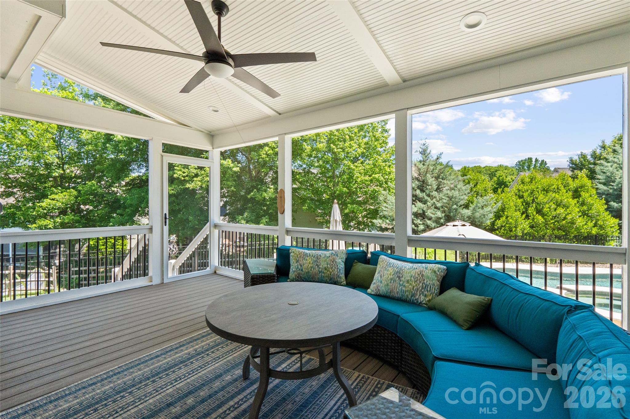 6008 Langham Court — Charlotte