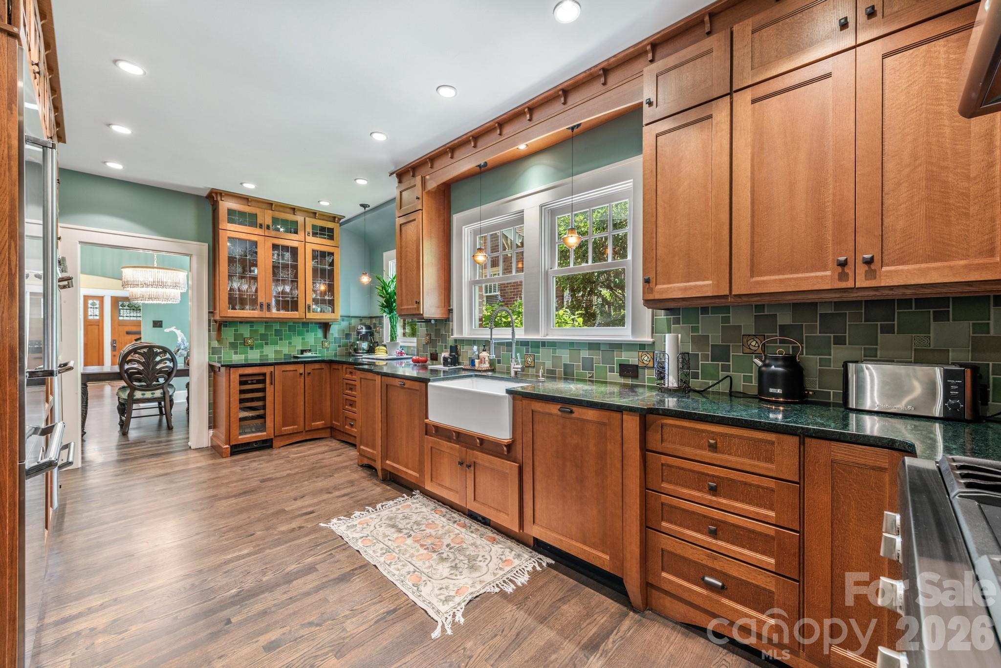 2601 E 5th Street — Charlotte