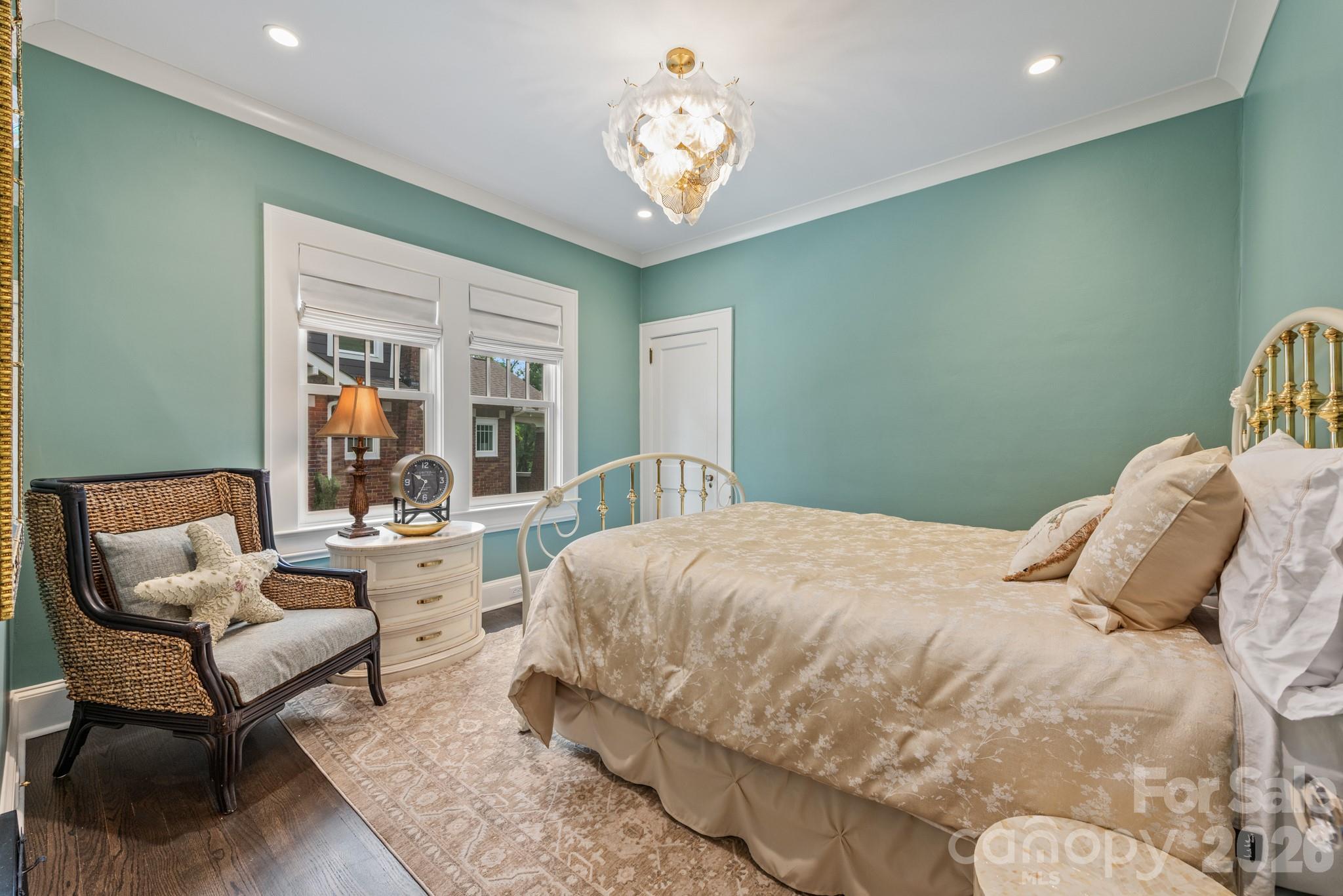 2601 E 5th Street — Charlotte