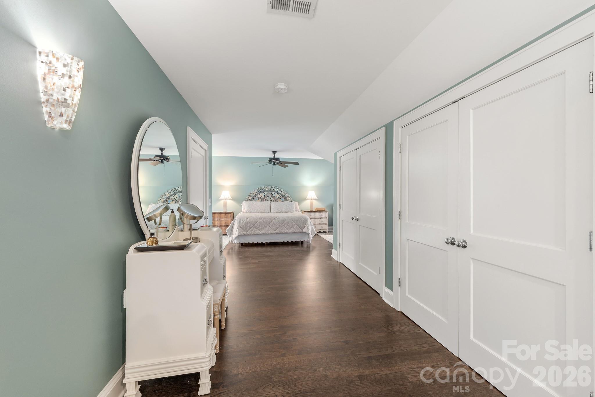 2601 E 5th Street — Charlotte
