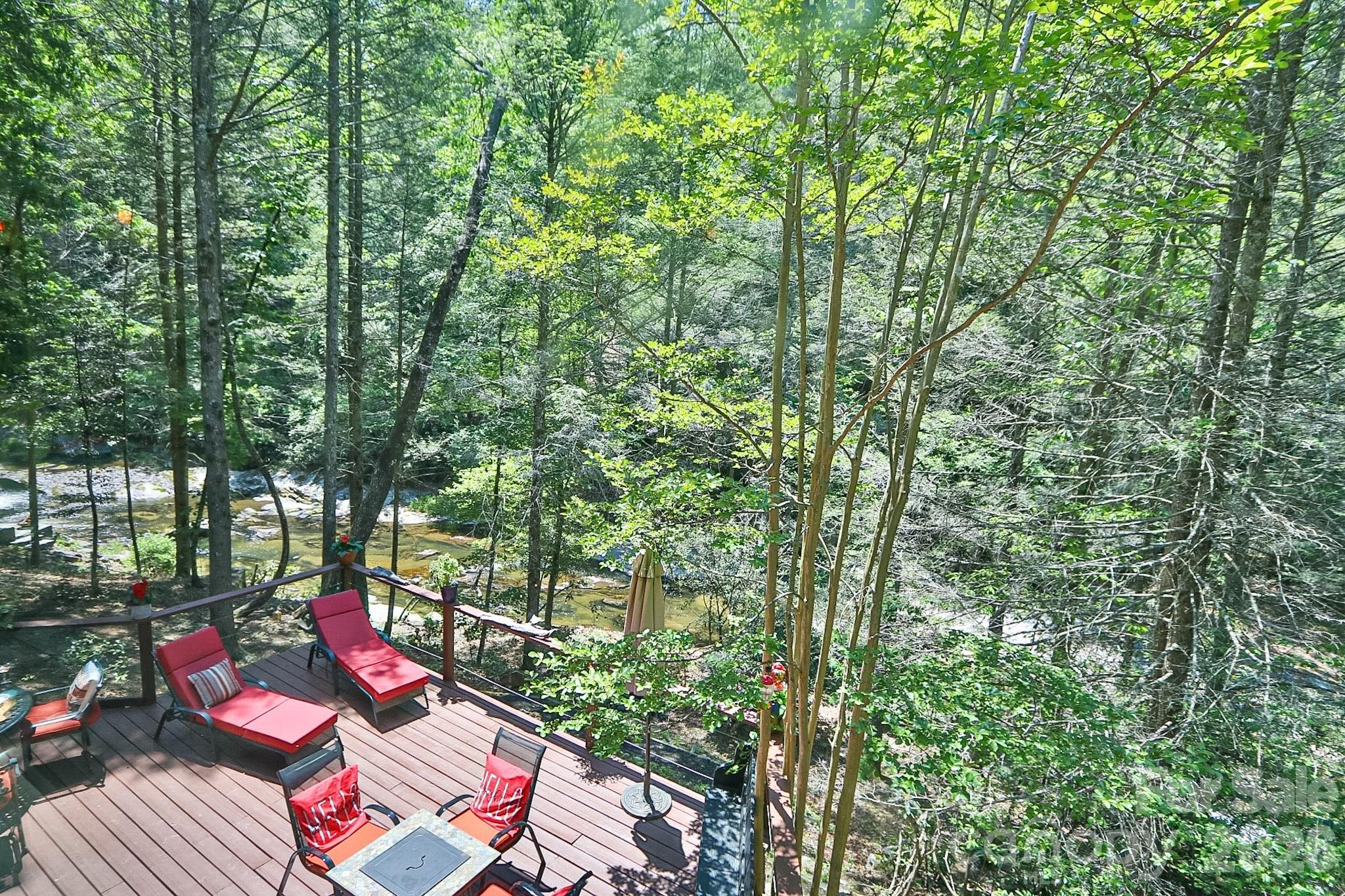 408 Stone River Drive — Traphill