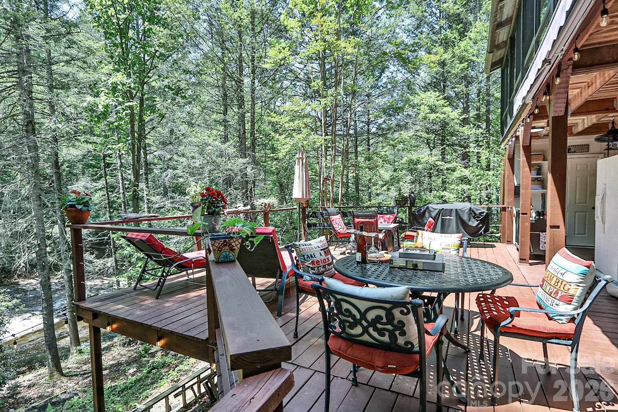 408 Stone River Drive — Traphill