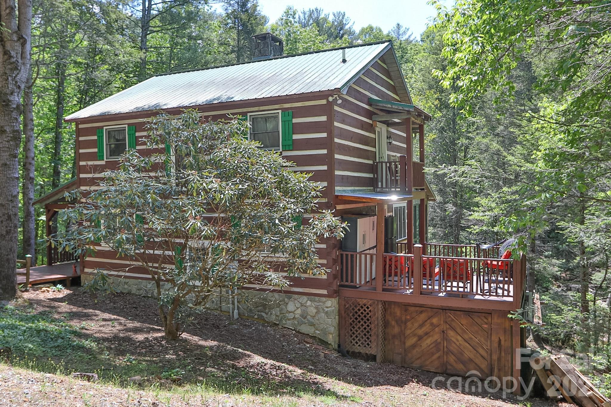 408 Stone River Drive — Traphill