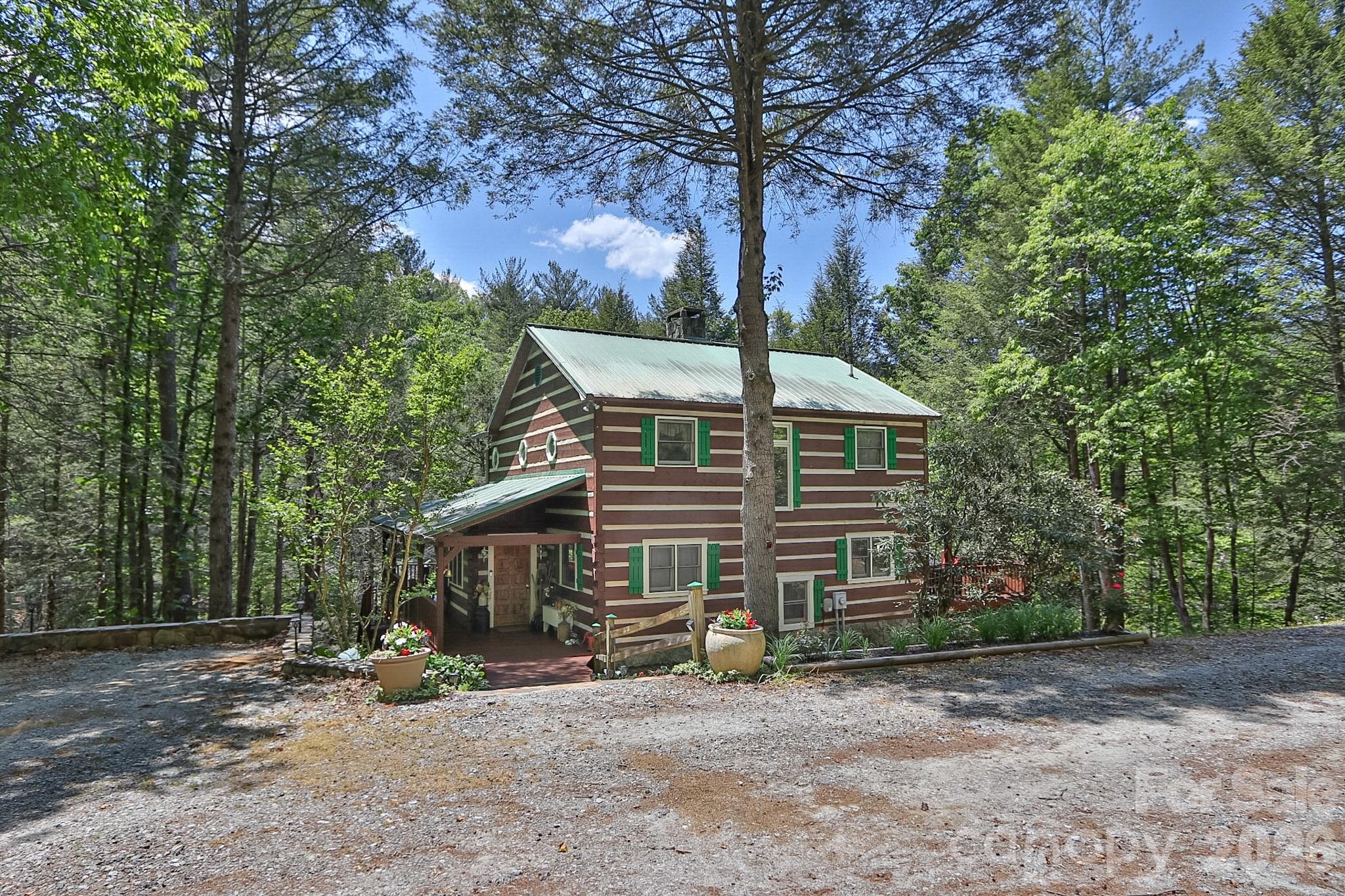 408 Stone River Drive — Traphill