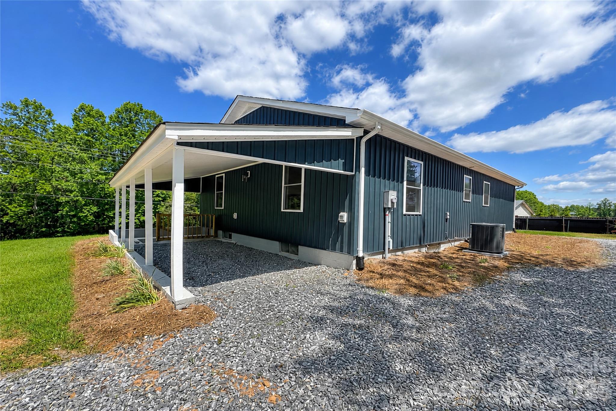 1403 Dudley Shoals Road — Granite Falls
