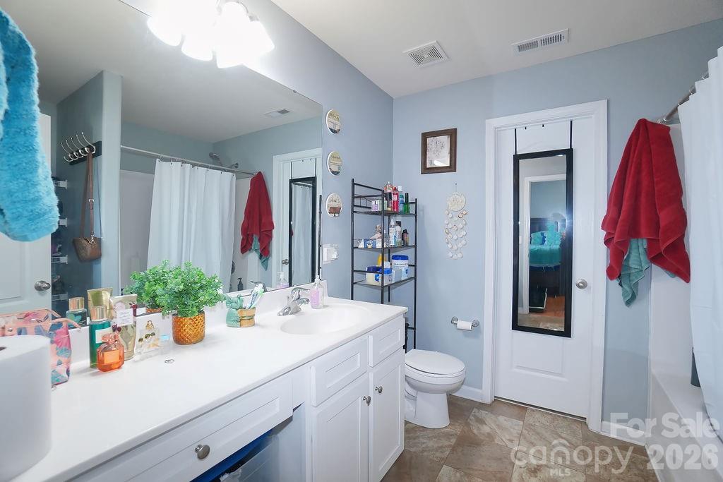 9728 Crooms Court — Charlotte