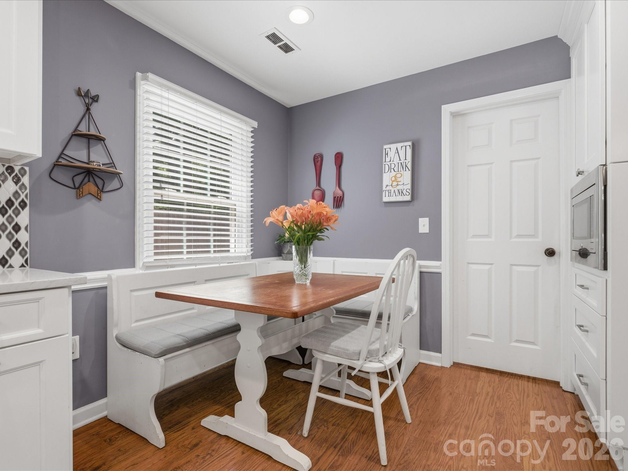 7102 Graburn Road — Charlotte