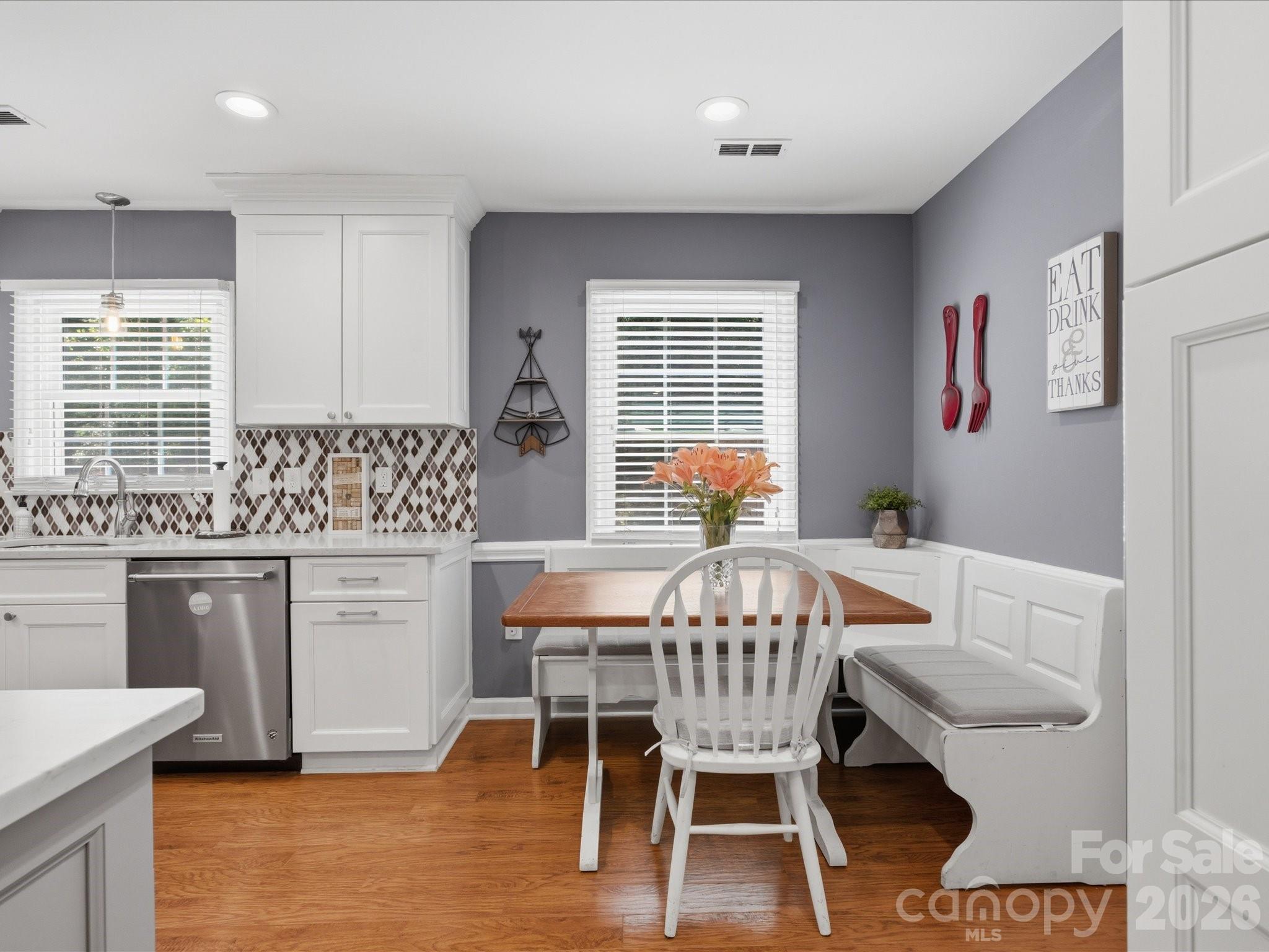 7102 Graburn Road — Charlotte