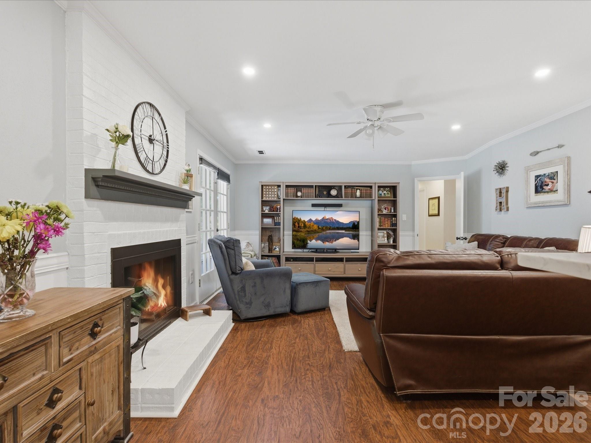 7102 Graburn Road — Charlotte