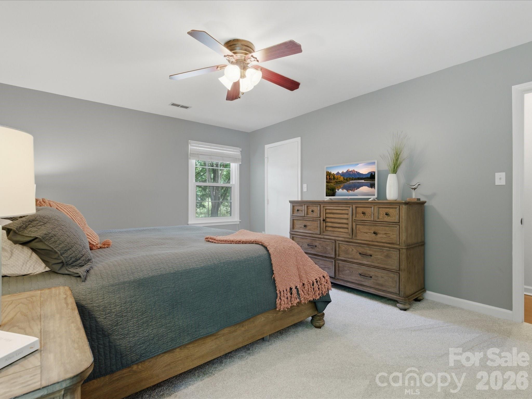 7102 Graburn Road — Charlotte