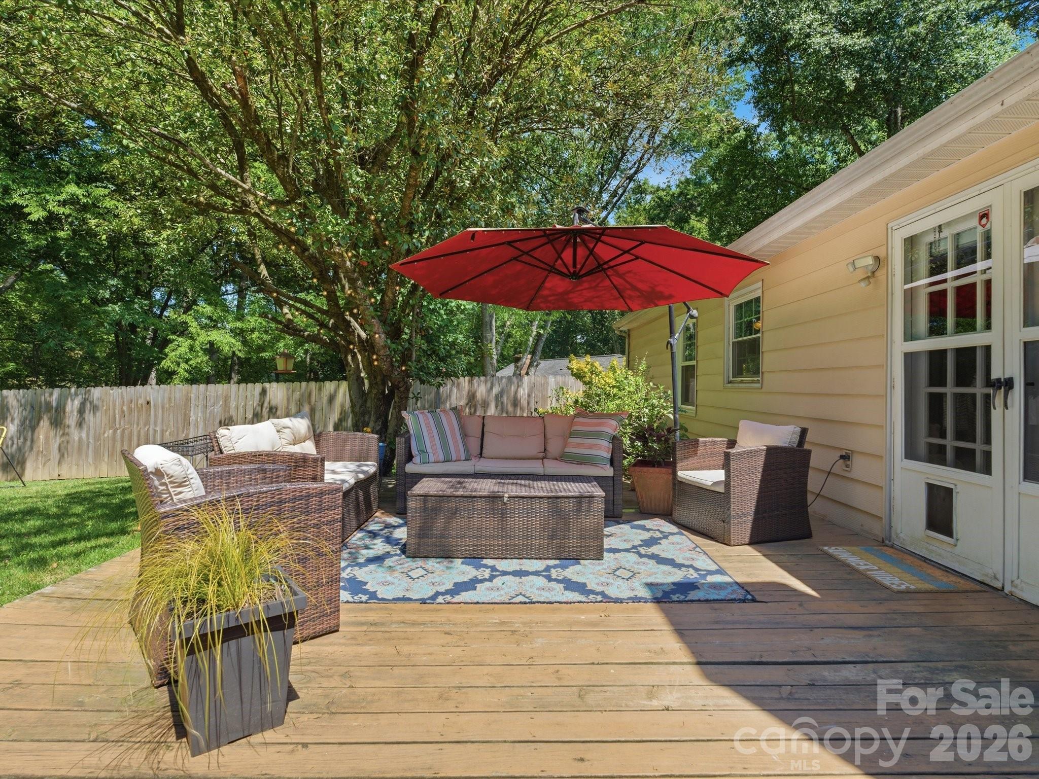 7102 Graburn Road — Charlotte