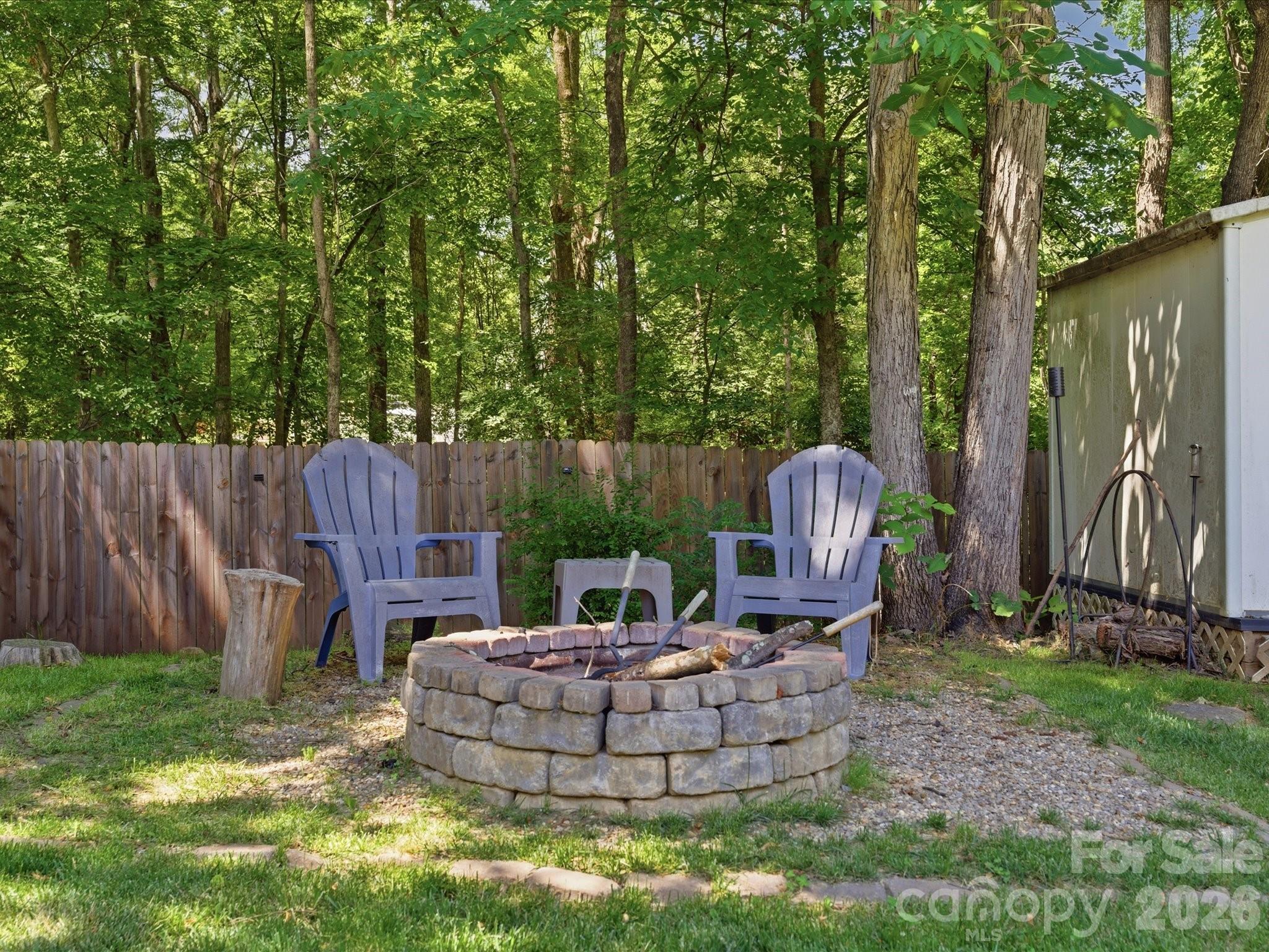 7102 Graburn Road — Charlotte