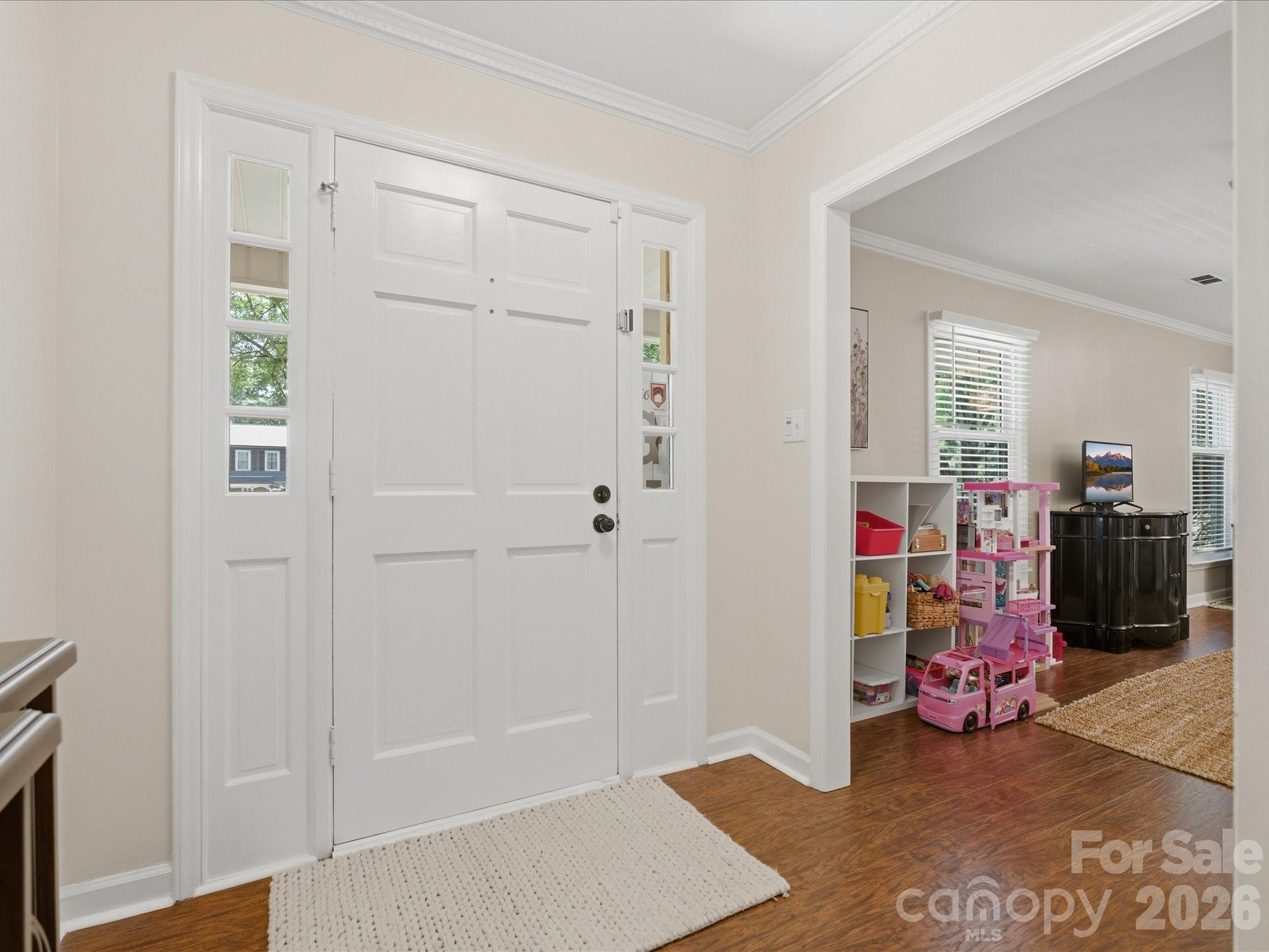 7102 Graburn Road — Charlotte