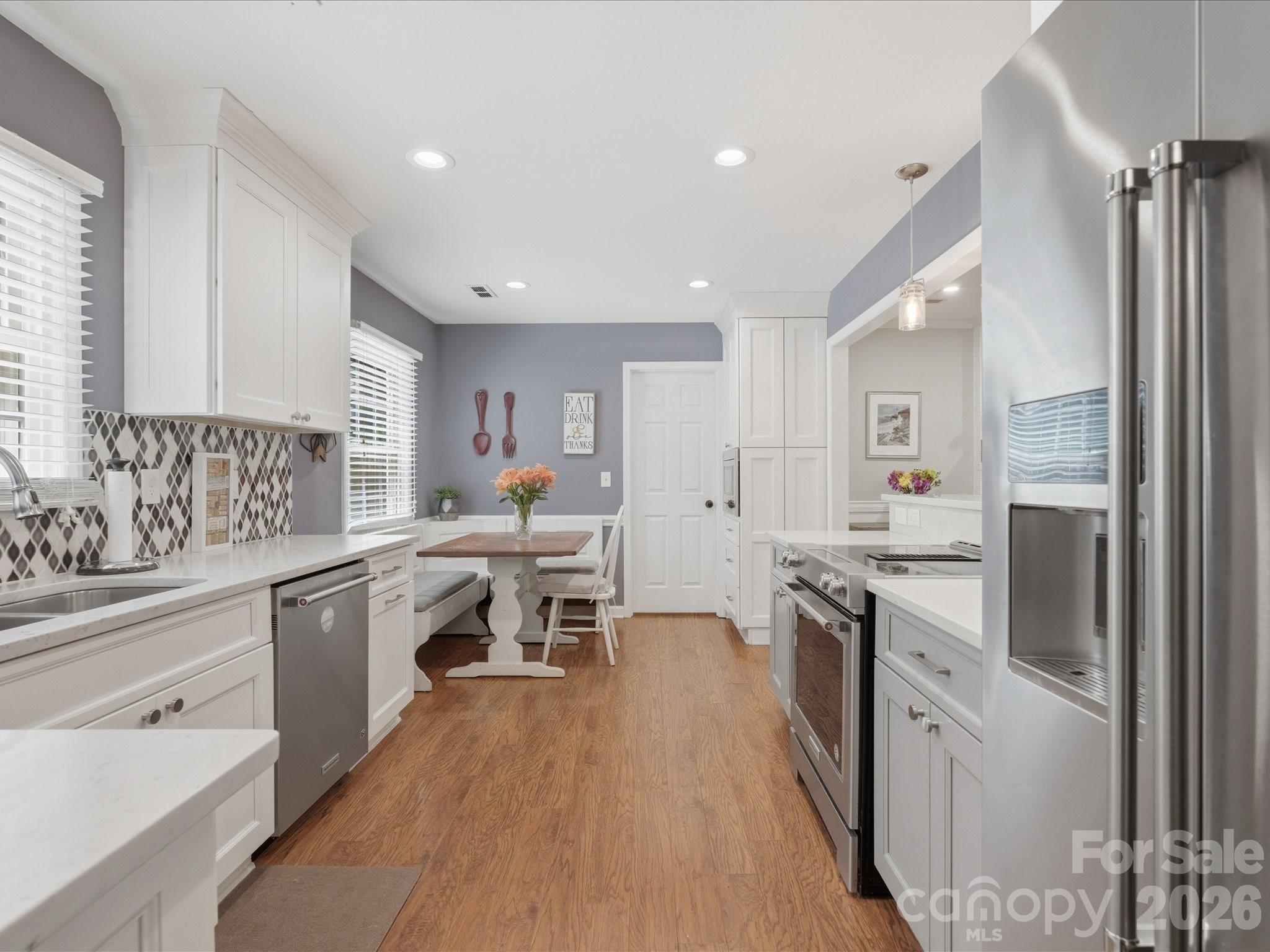 7102 Graburn Road — Charlotte