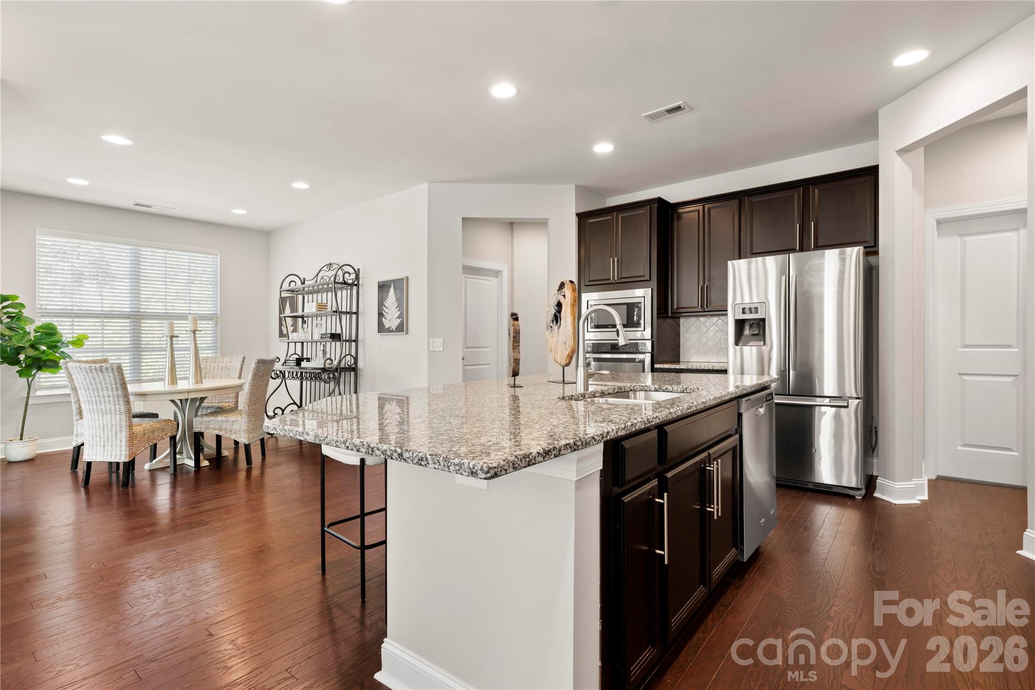 15504 Oleander Drive — Charlotte