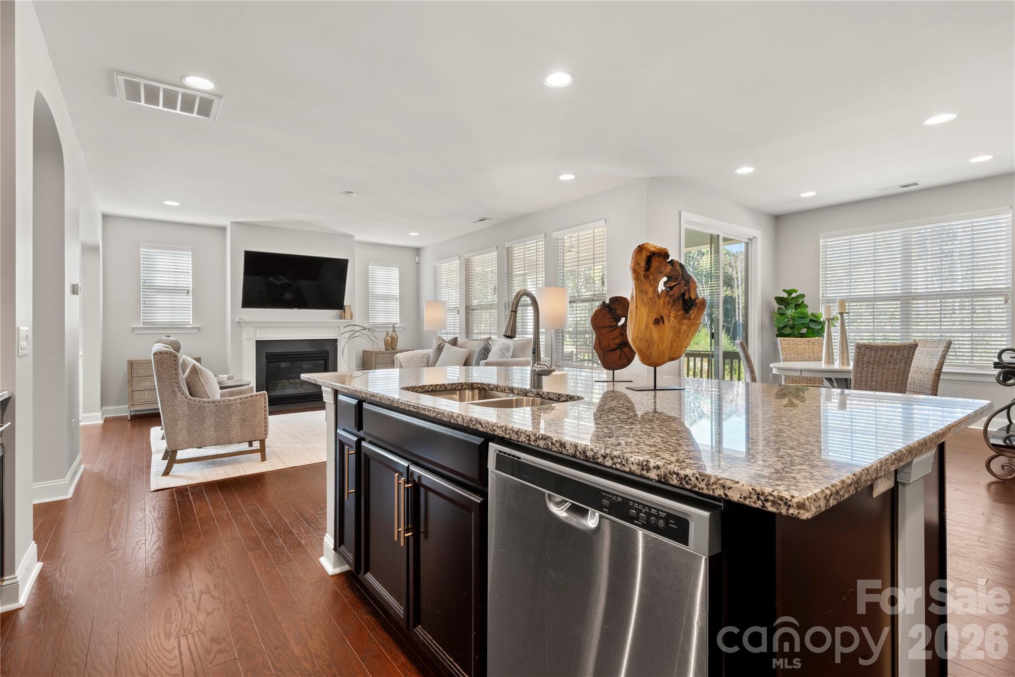 15504 Oleander Drive — Charlotte