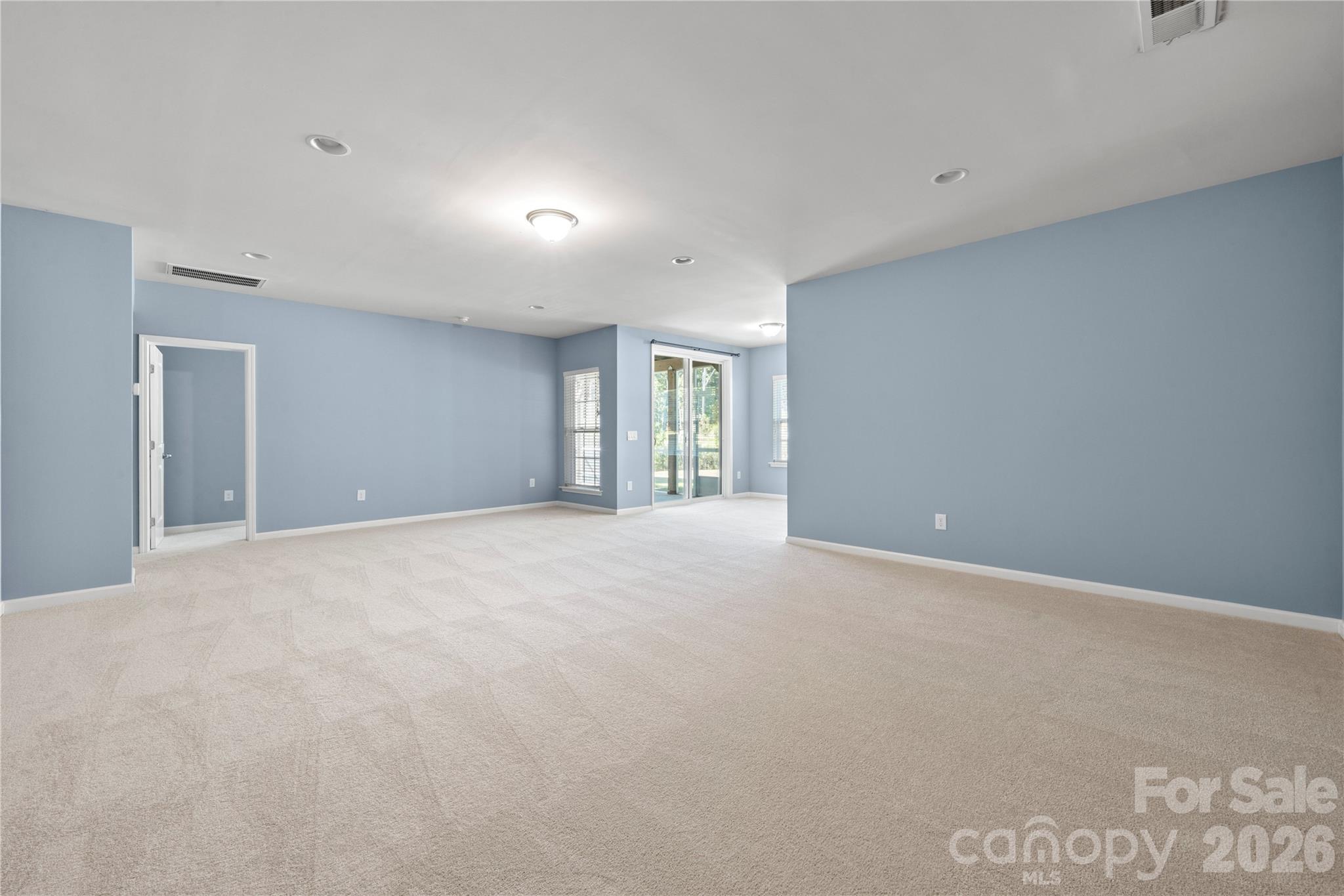 15504 Oleander Drive — Charlotte