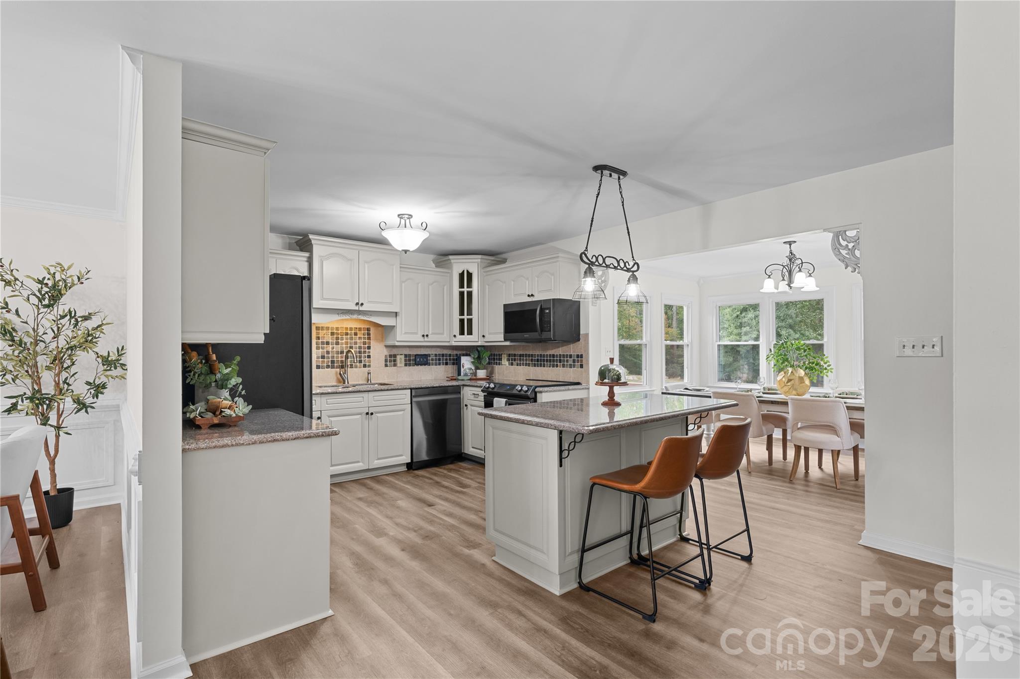 1335 Blacksnake Road — Stanley