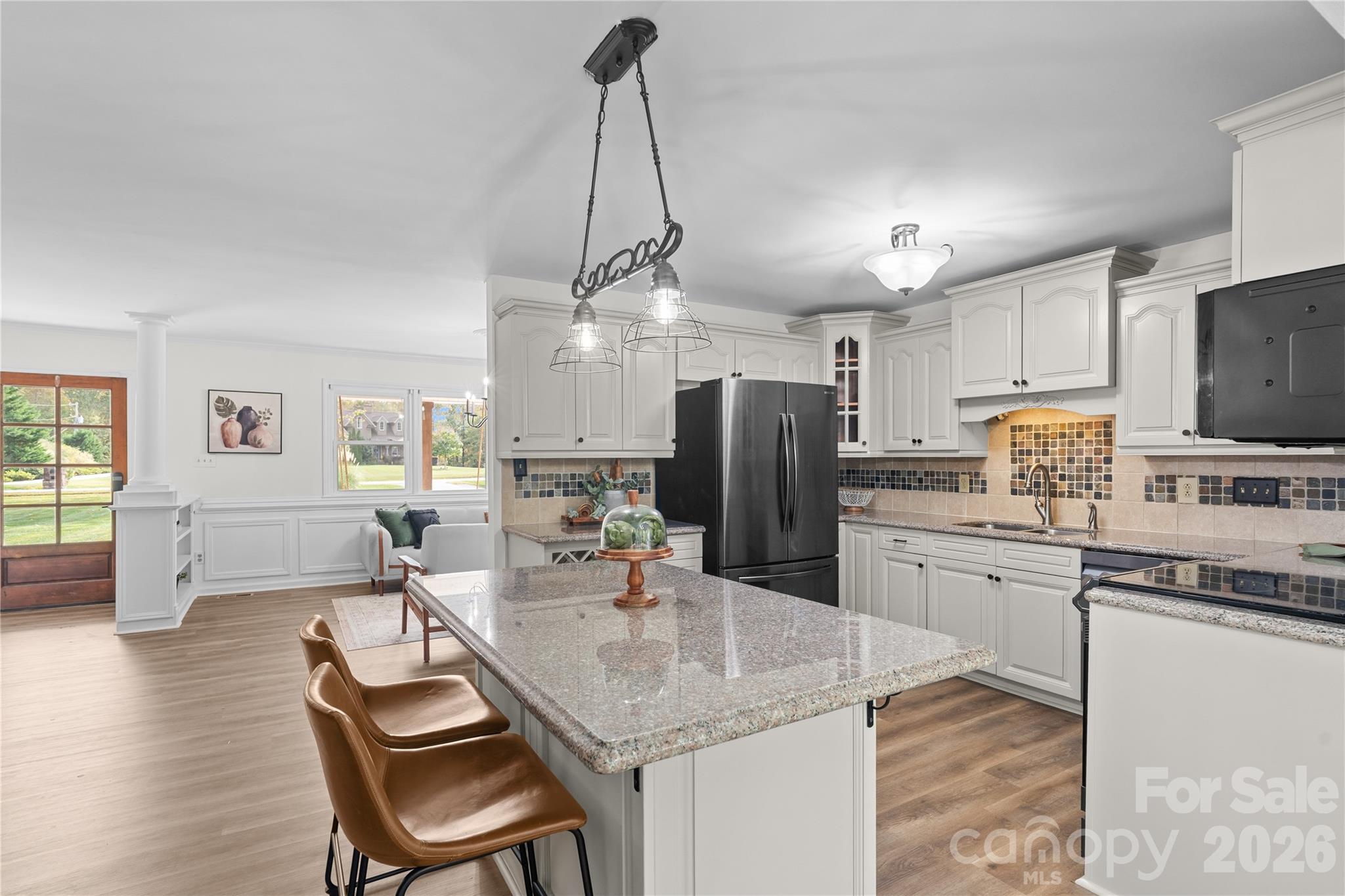 1335 Blacksnake Road — Stanley