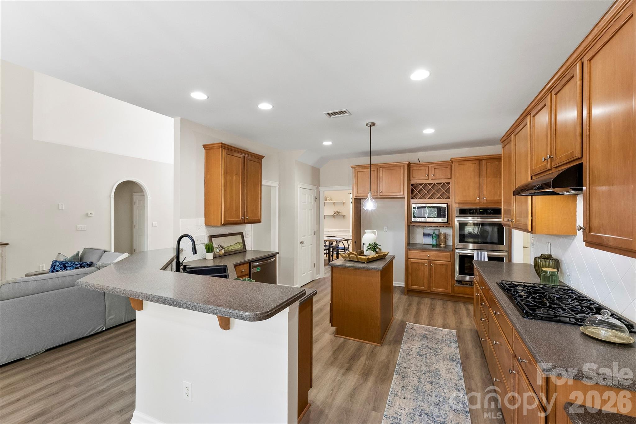 6237 Breckfield Court — Charlotte