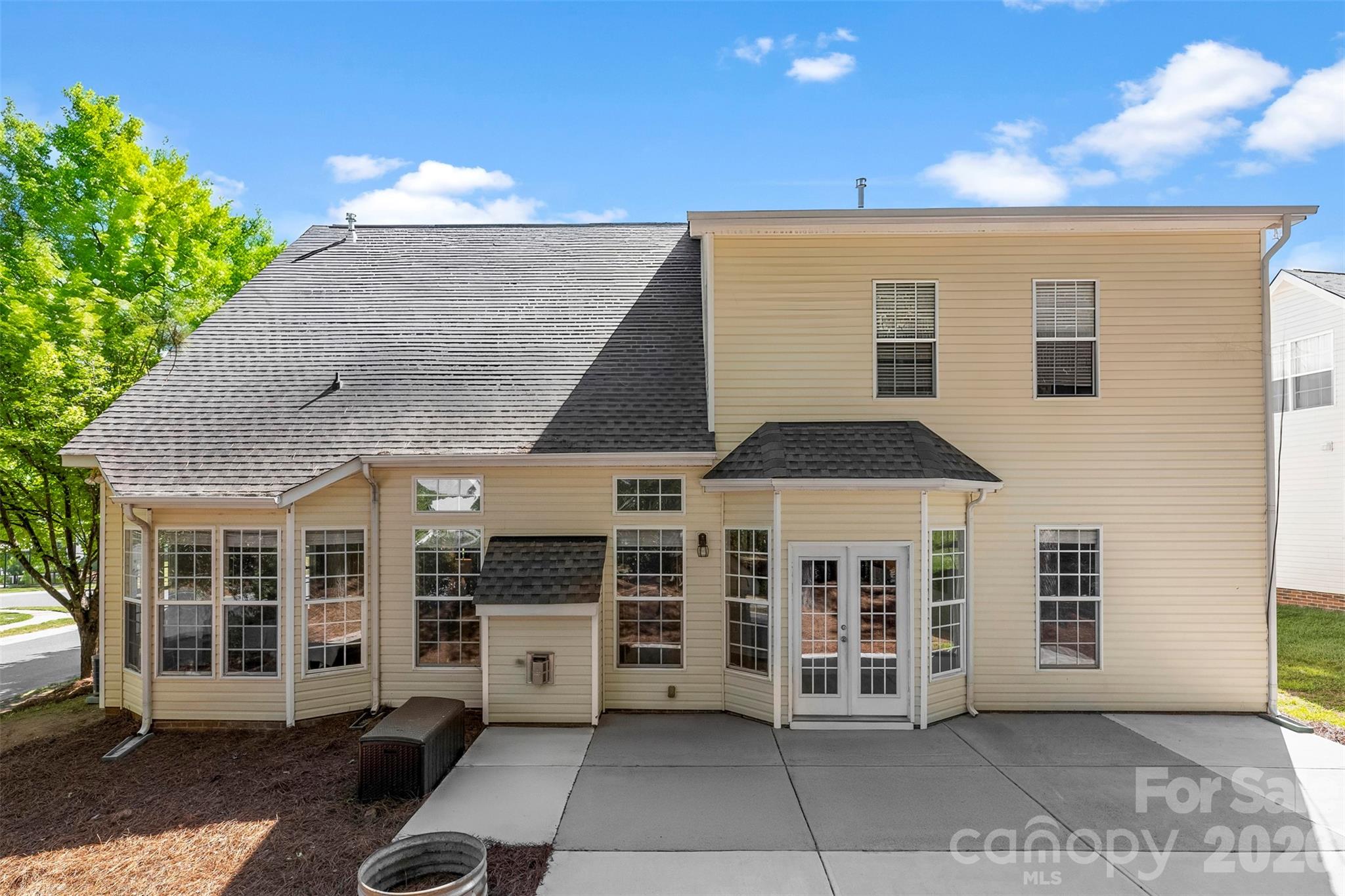 6237 Breckfield Court — Charlotte