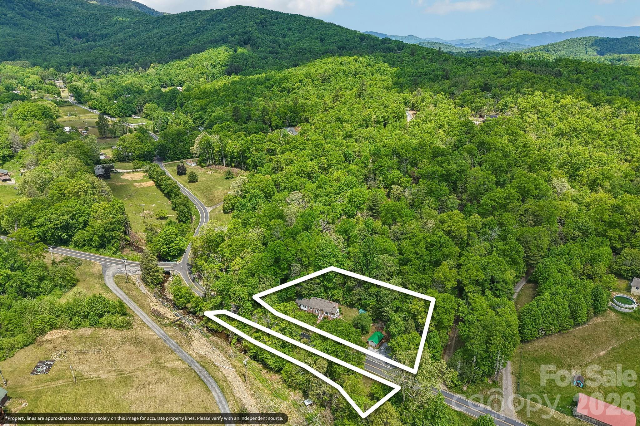 2627 White Oak Road — Burnsville