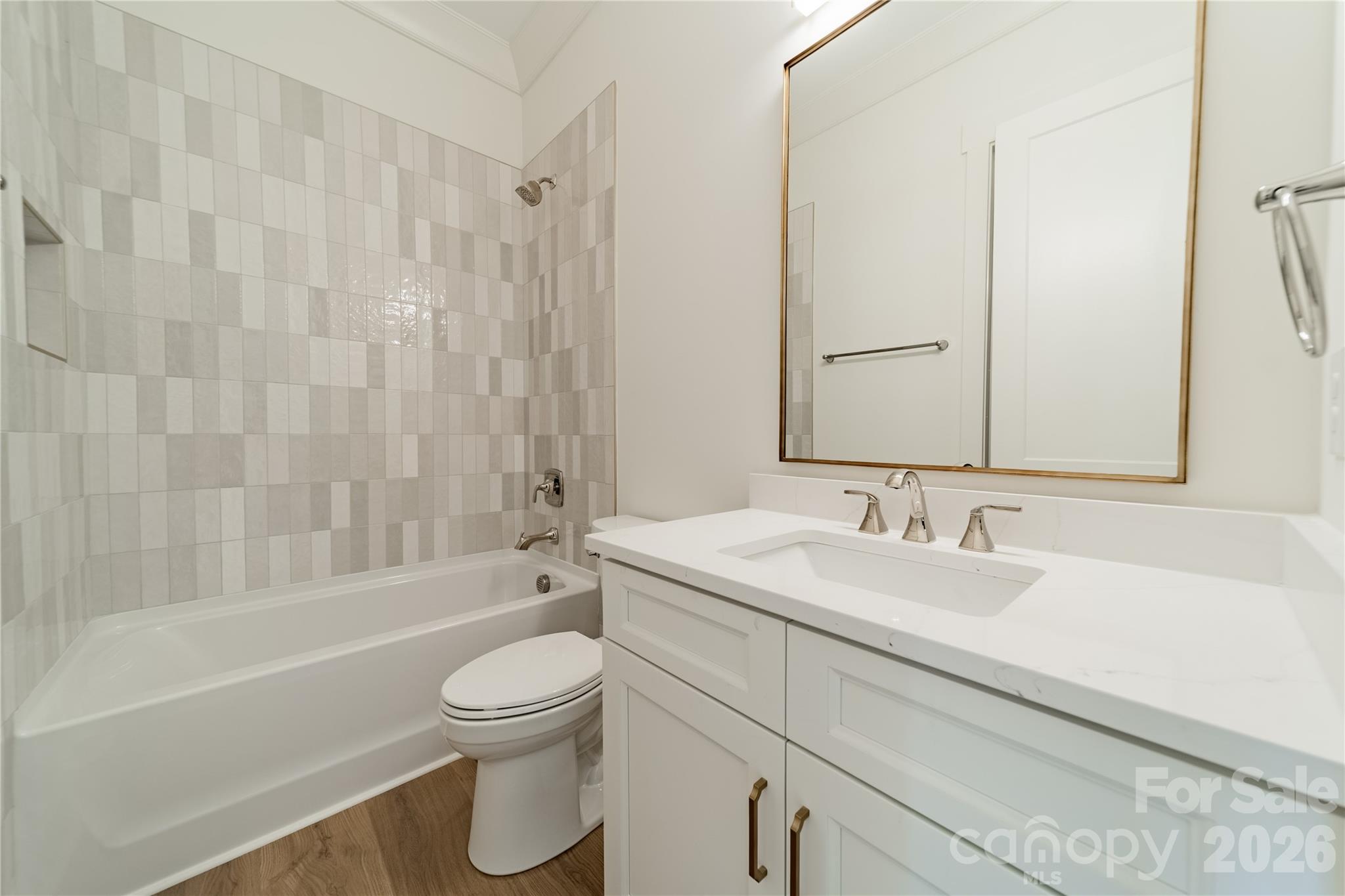 2648 Roslyn Avenue — Charlotte