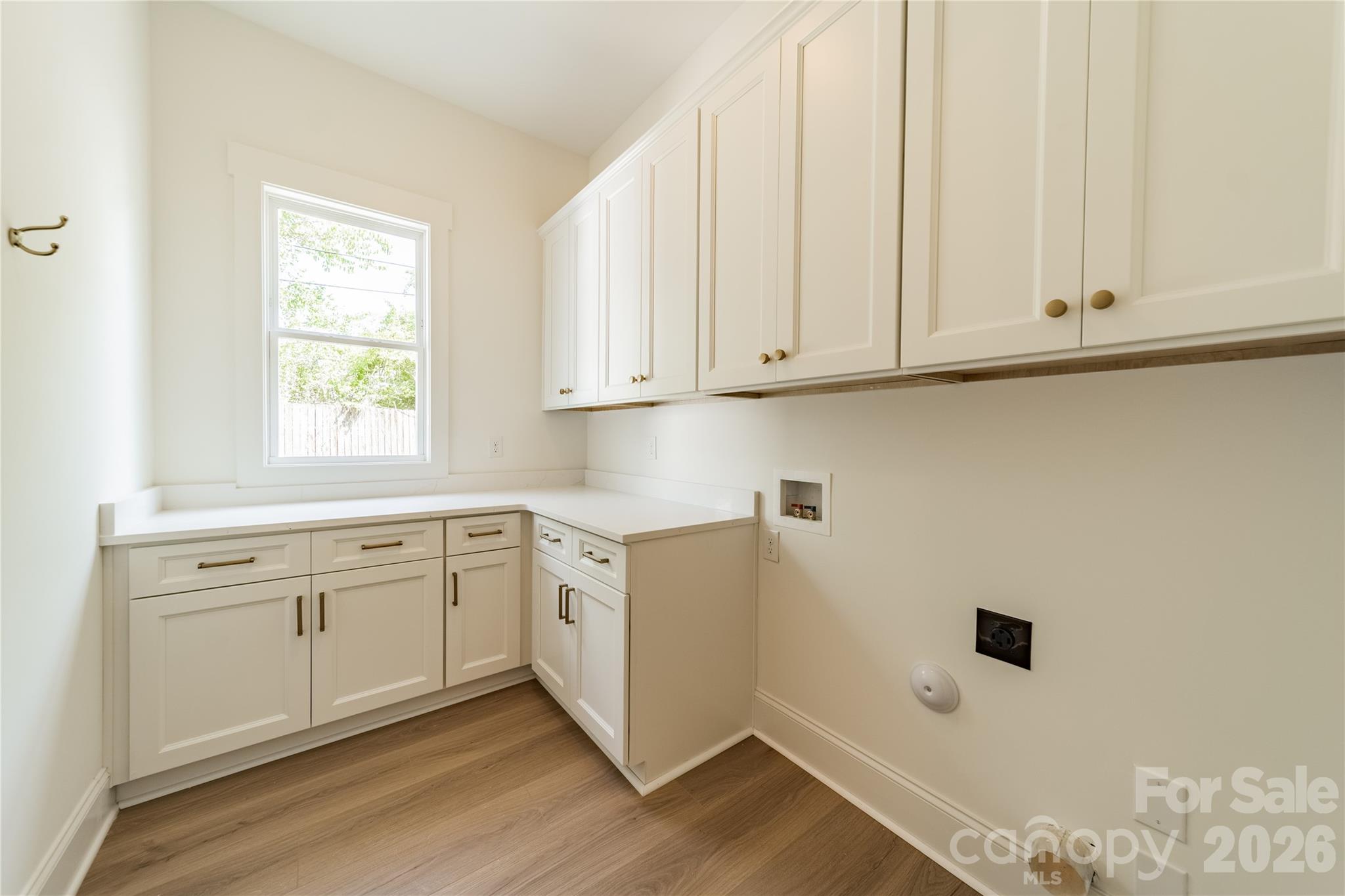 2648 Roslyn Avenue — Charlotte