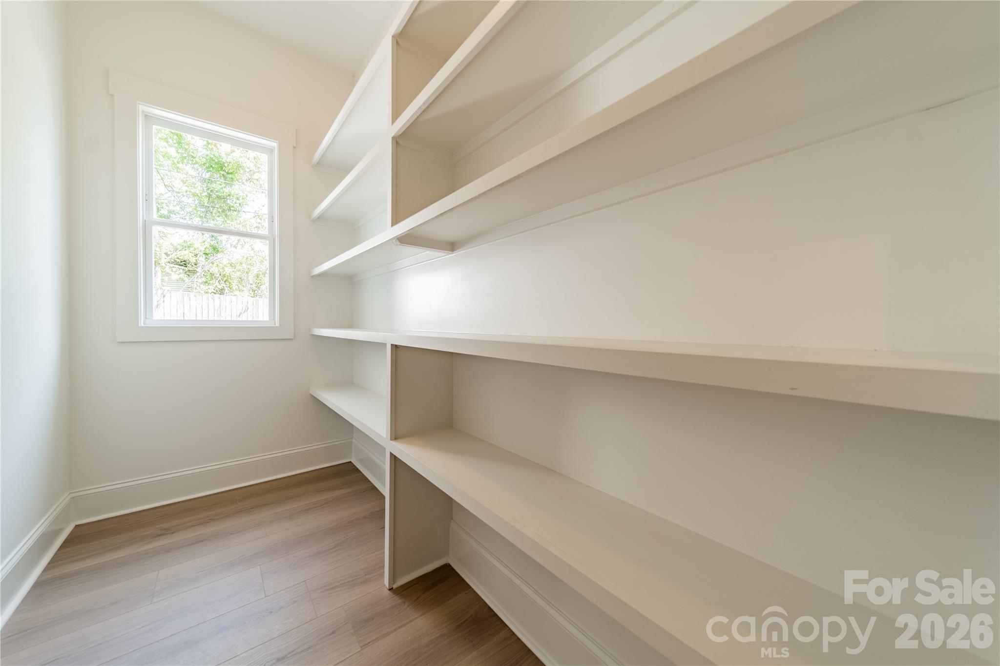 2648 Roslyn Avenue — Charlotte