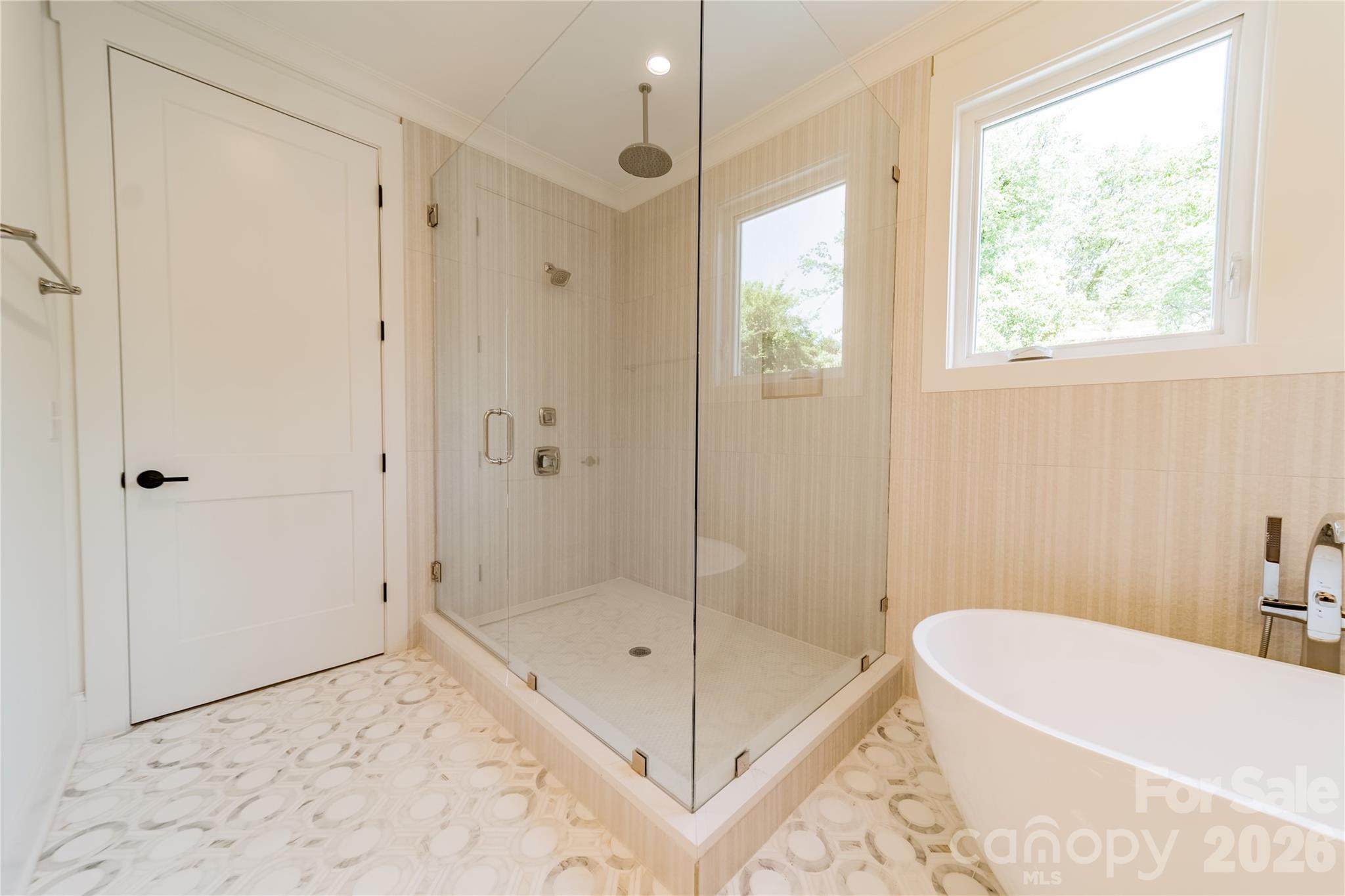 2648 Roslyn Avenue — Charlotte