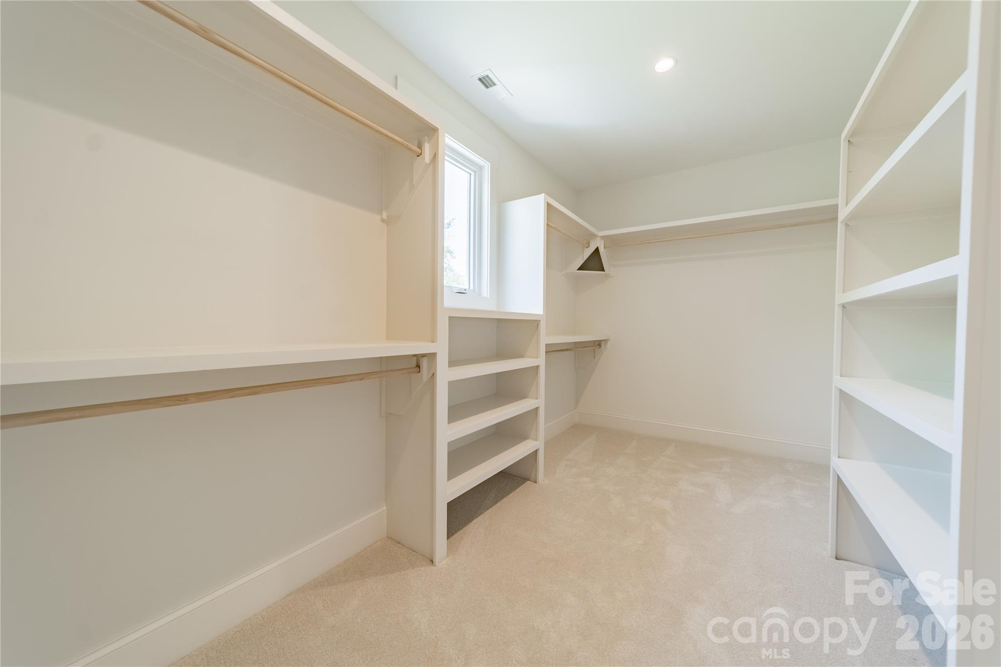 2648 Roslyn Avenue — Charlotte