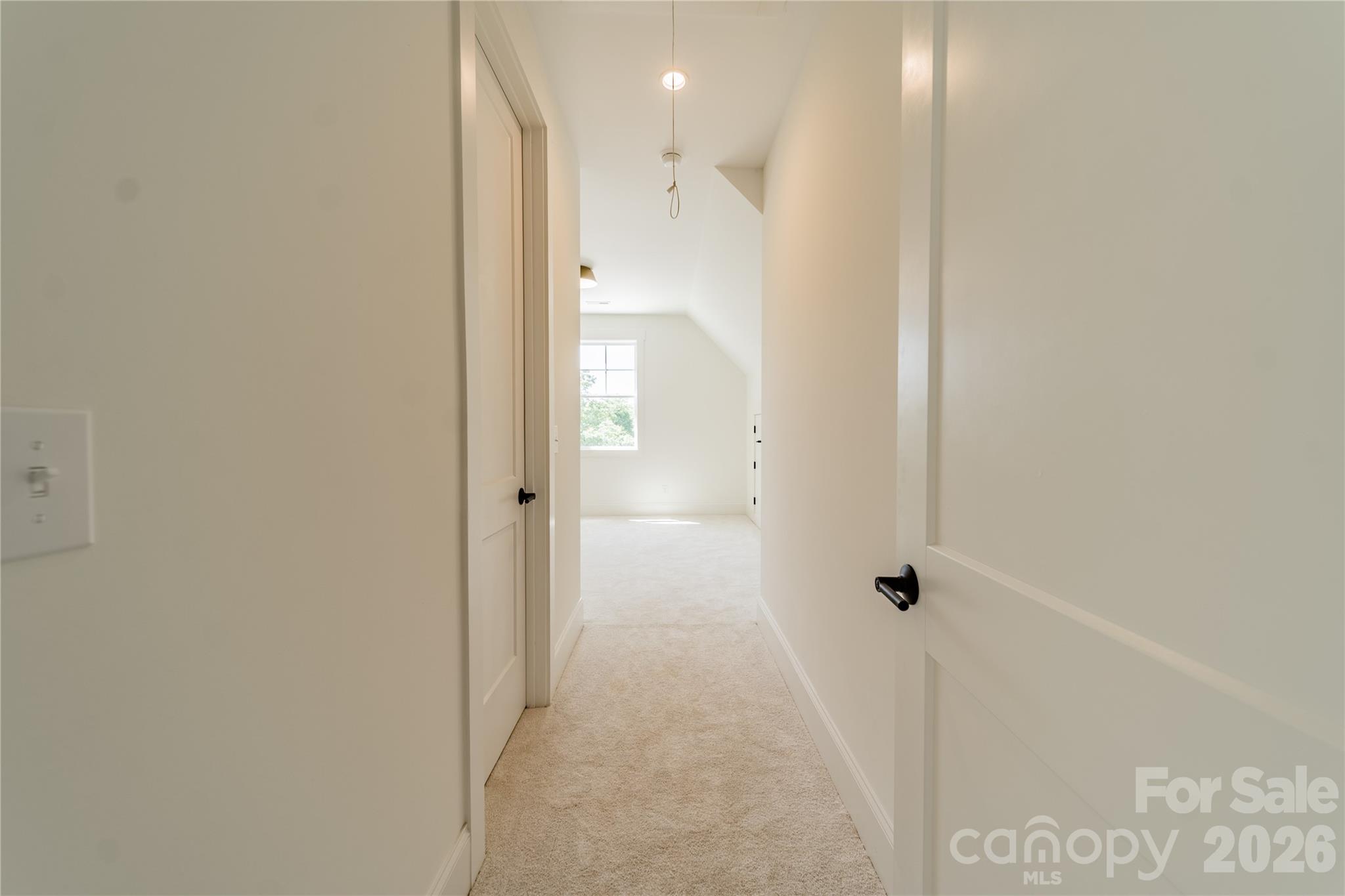 2648 Roslyn Avenue — Charlotte