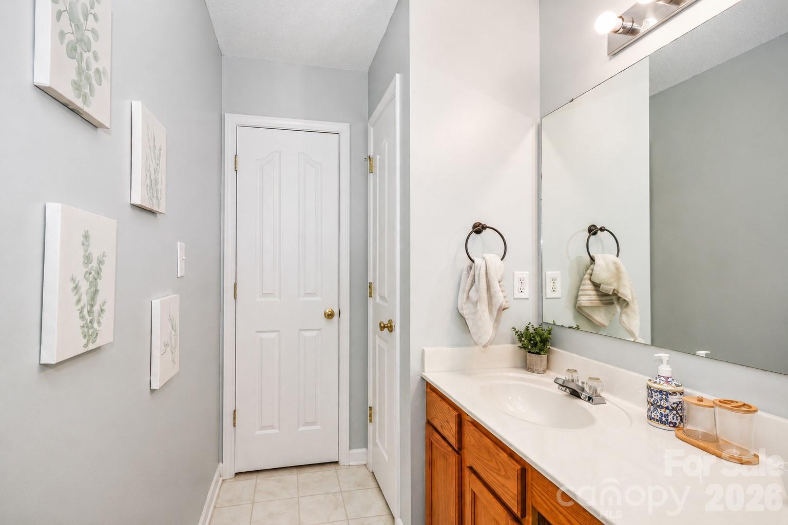 1182 Tufton Place NW — Concord