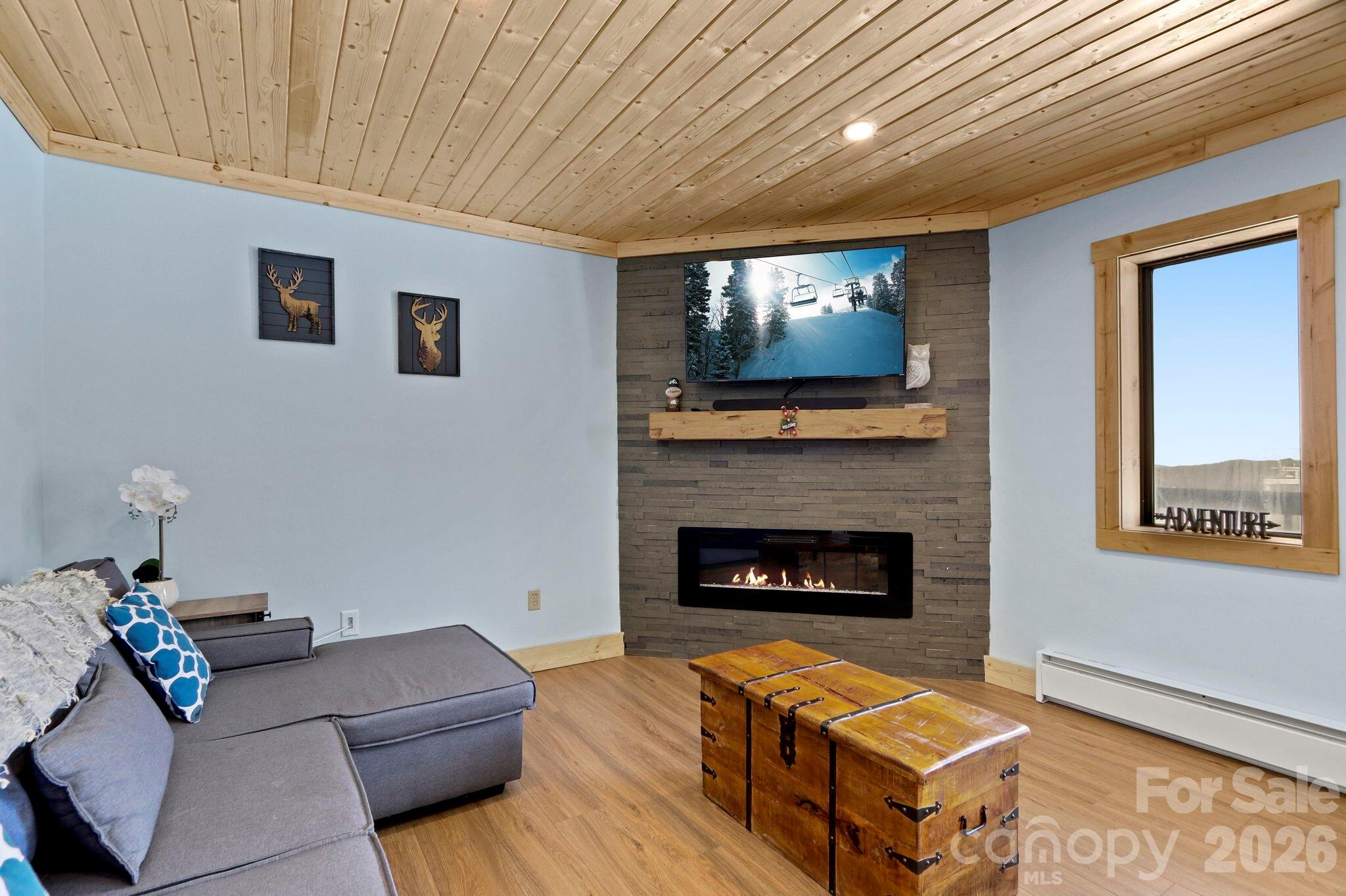104 Sugar Ski Drive — Banner Elk
