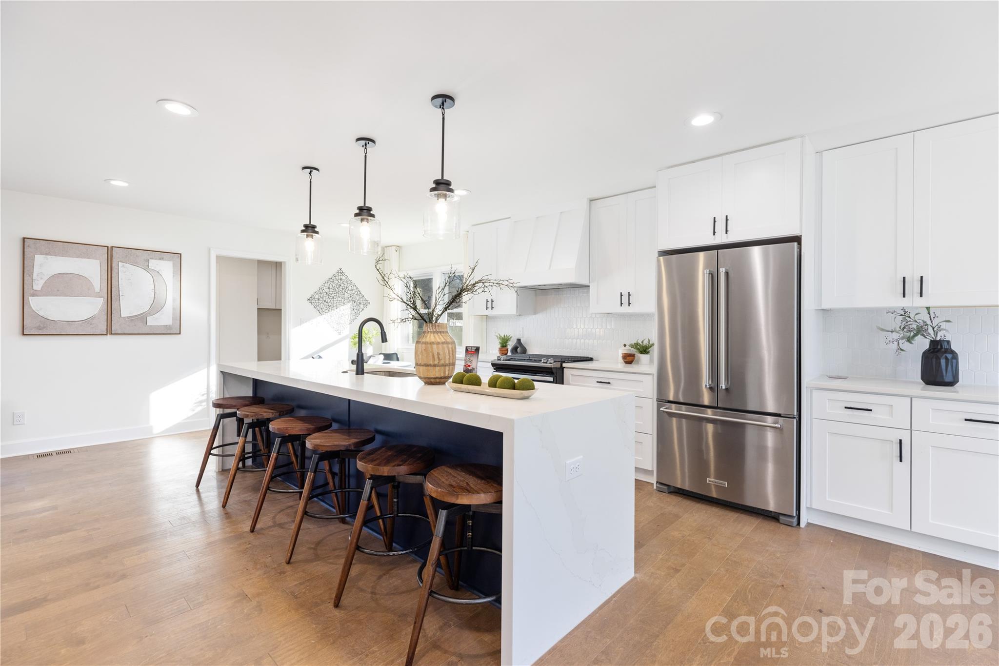 6401 Park South Drive — Charlotte