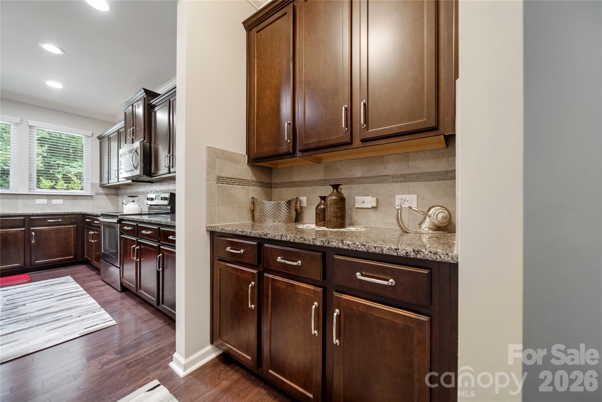 8122 Mossy Rock Road — Waxhaw