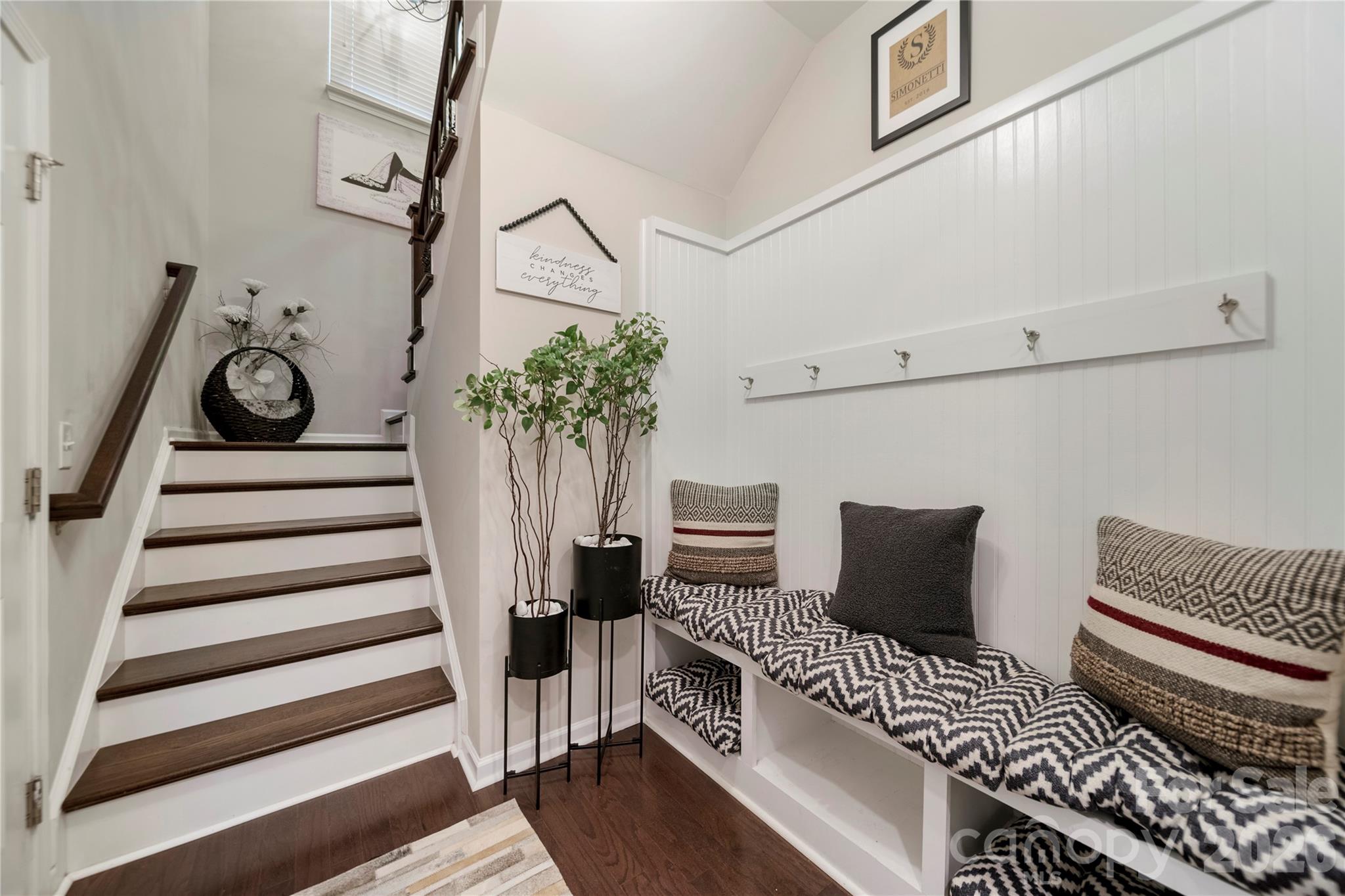 8122 Mossy Rock Road — Waxhaw