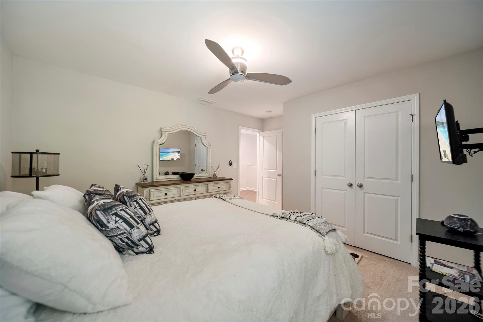 8122 Mossy Rock Road — Waxhaw