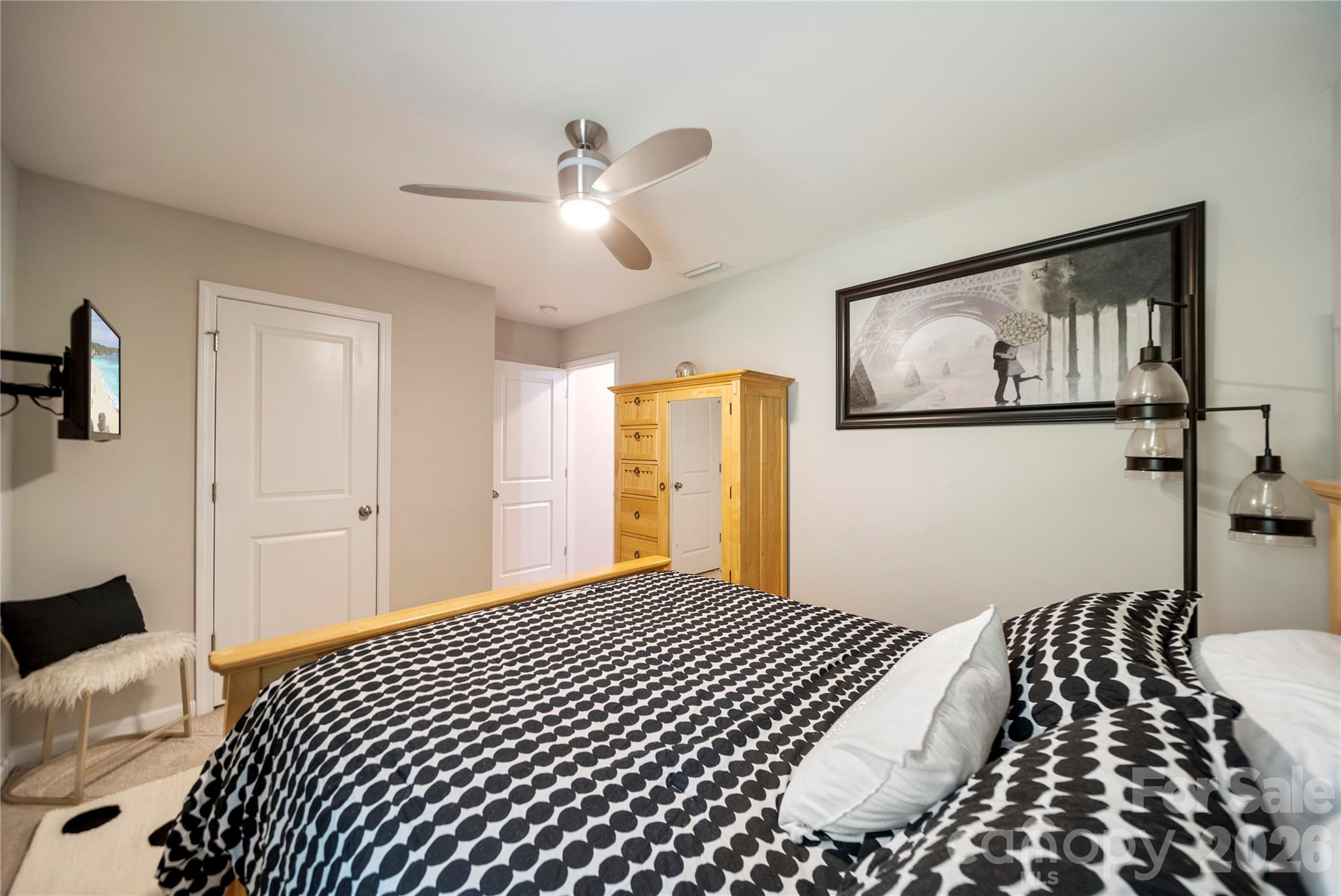 8122 Mossy Rock Road — Waxhaw