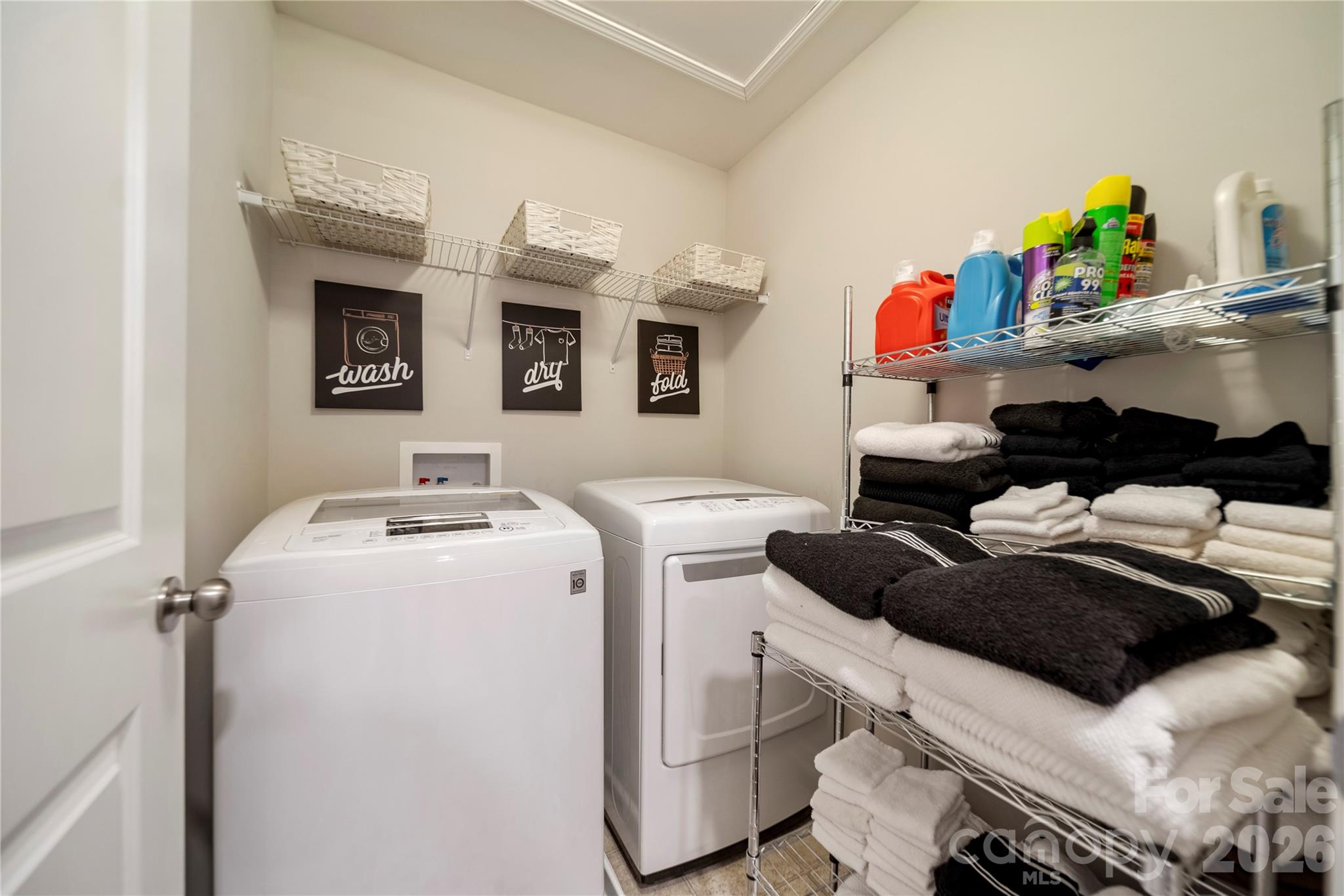 8122 Mossy Rock Road — Waxhaw