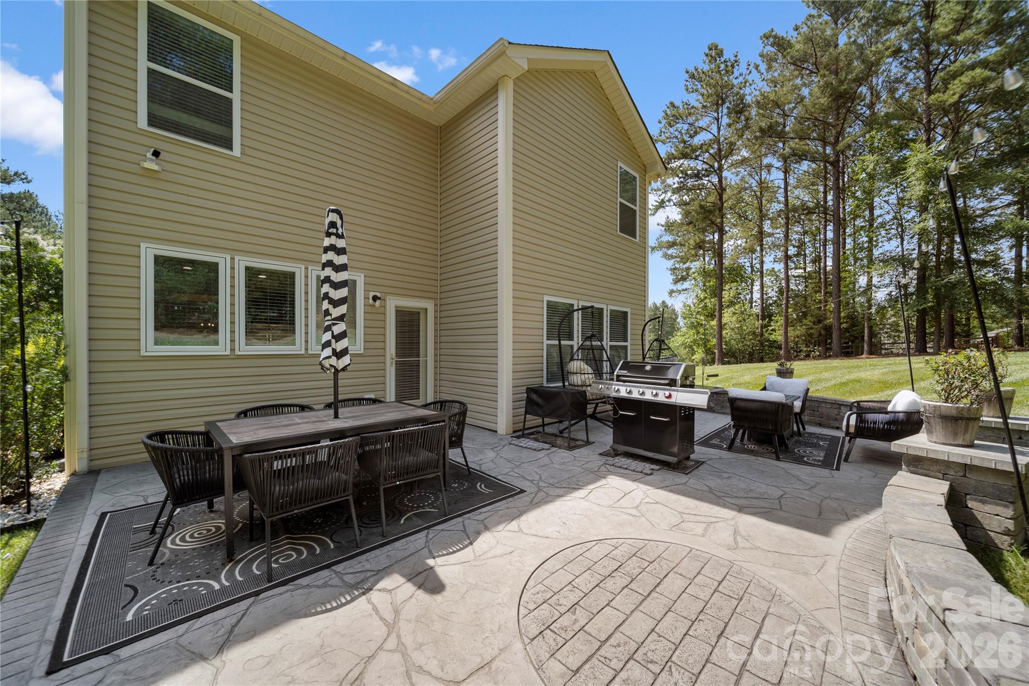 8122 Mossy Rock Road — Waxhaw